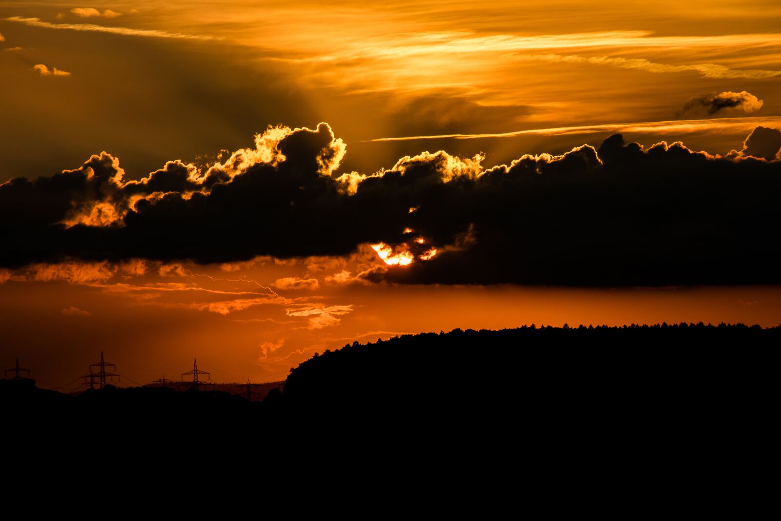 Canon EF-S 55-250mm F4-5.6 IS STM sample photo. Sunset, sun, evening sky photography