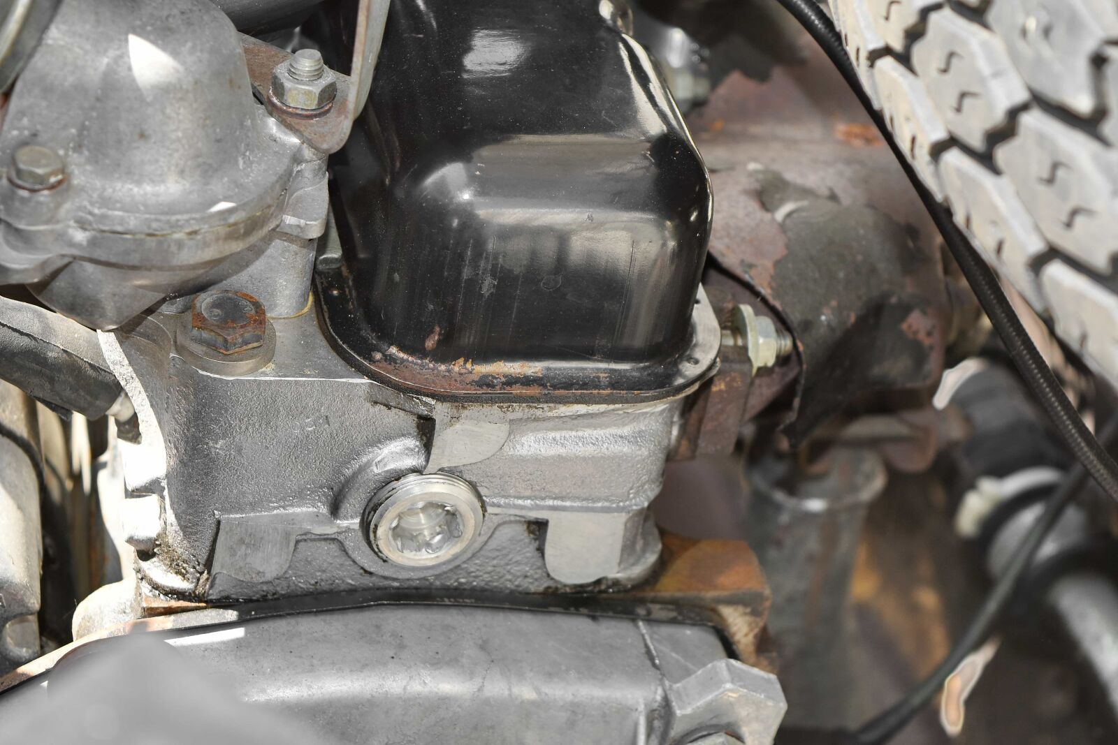 Nikon D5500 sample photo. Garage, repair, repair shop photography