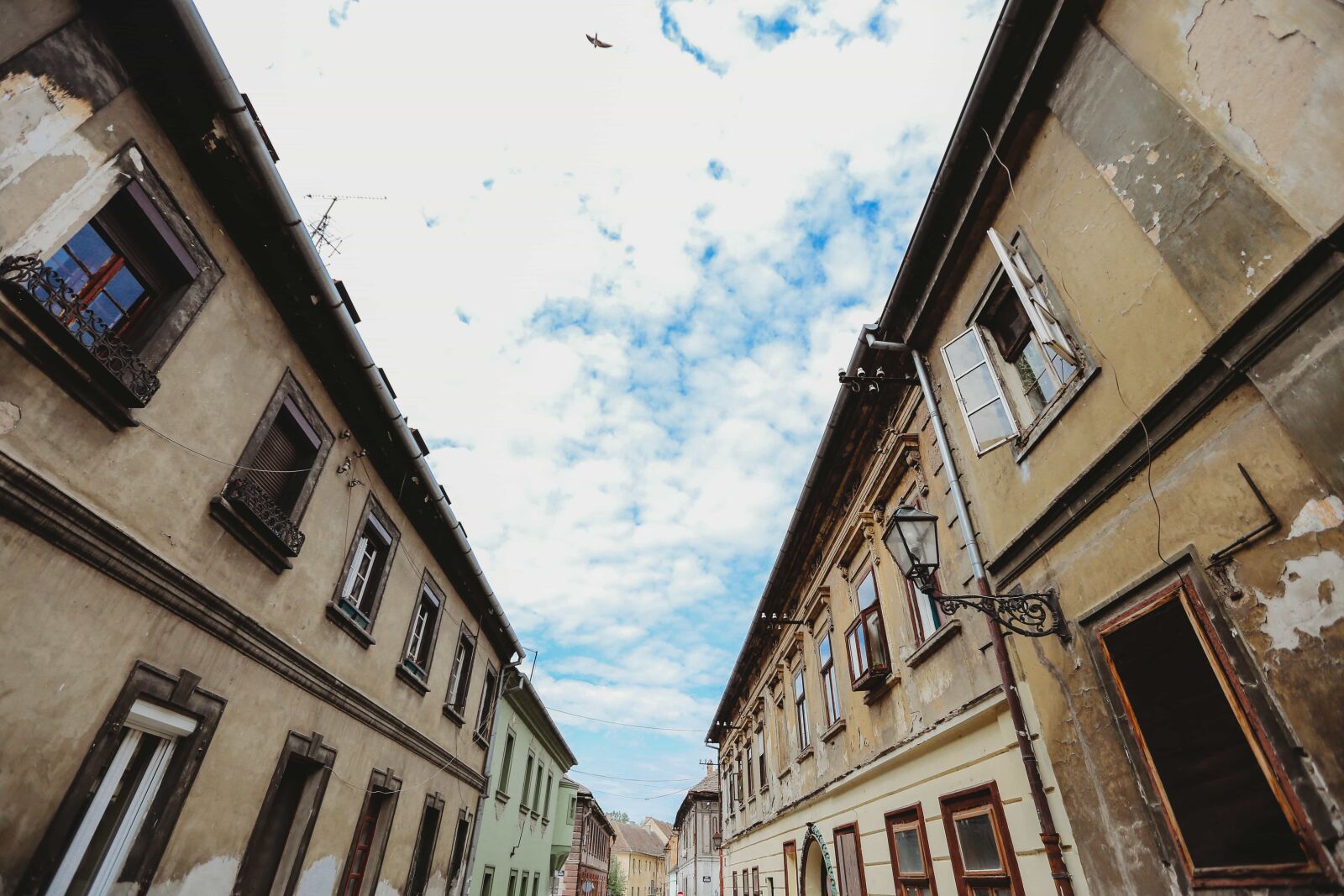 Canon EF 16-35mm F2.8L II USM sample photo. Building, old, old style photography