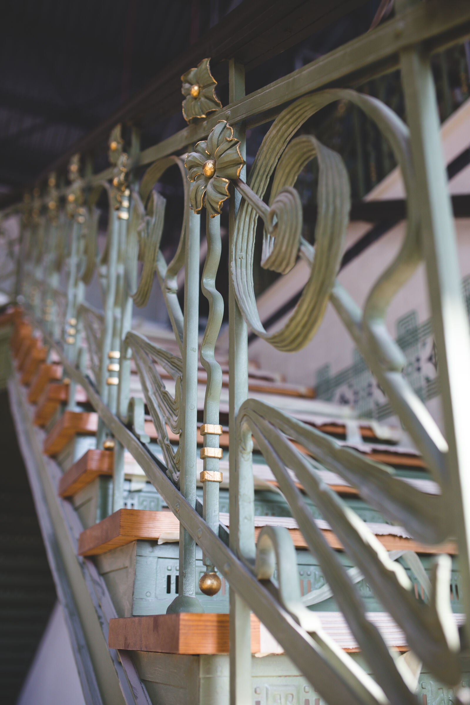 Canon EOS 6D + Sigma 35mm F1.4 DG HSM Art sample photo. Carved, railing photography
