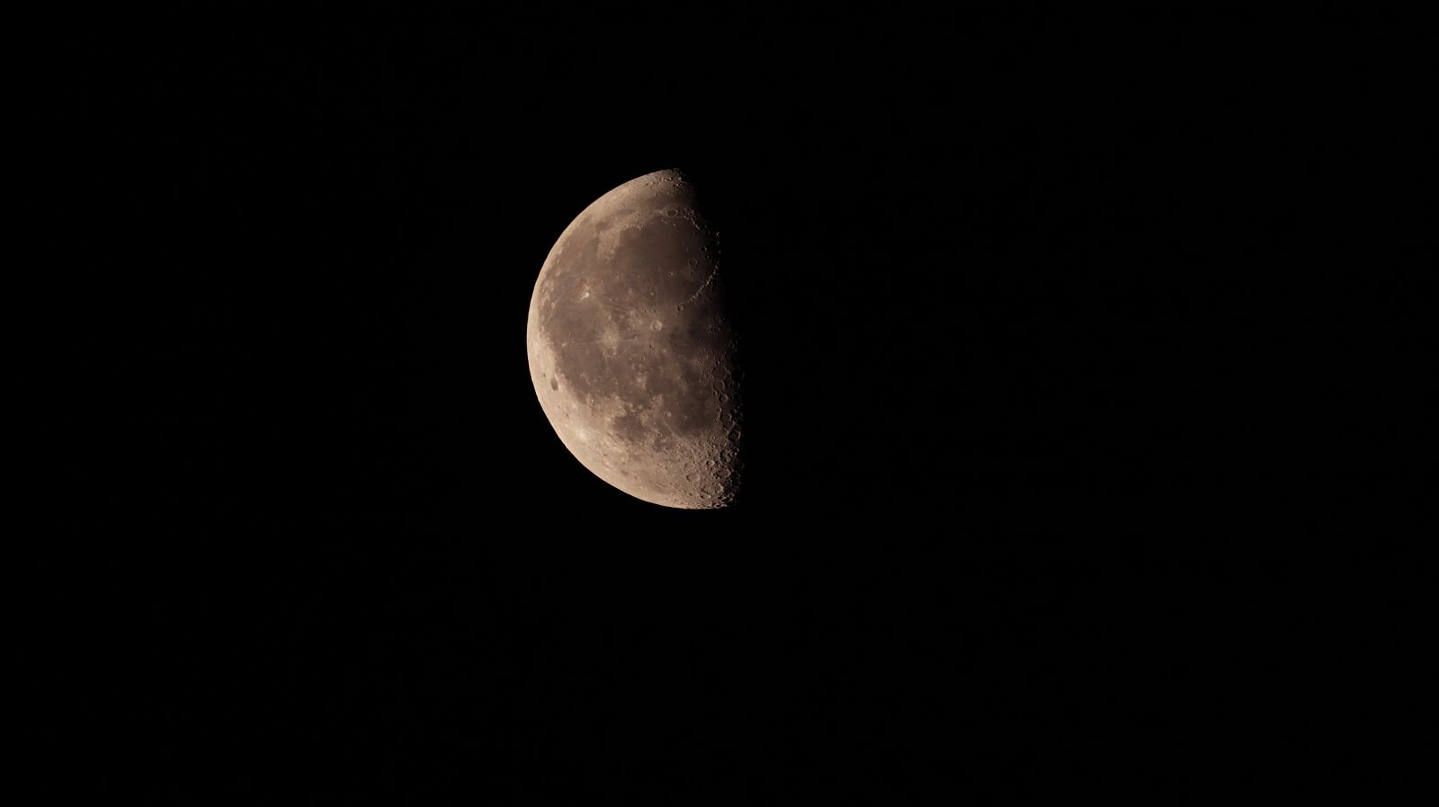 150-600mm F5-6.3 DG OS HSM | Contemporary 015 sample photo. Moon, crescent, night photography