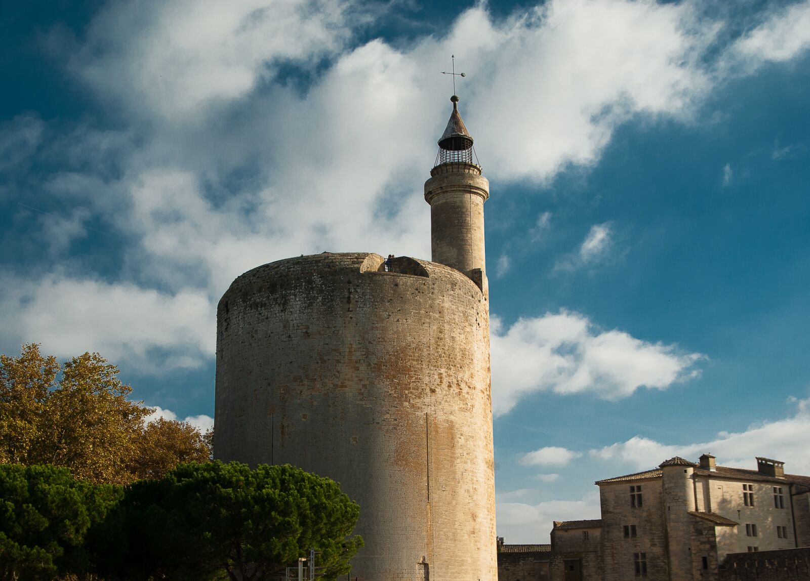 Pentax K10D sample photo. Camargue, aigues-mortes, tower photography
