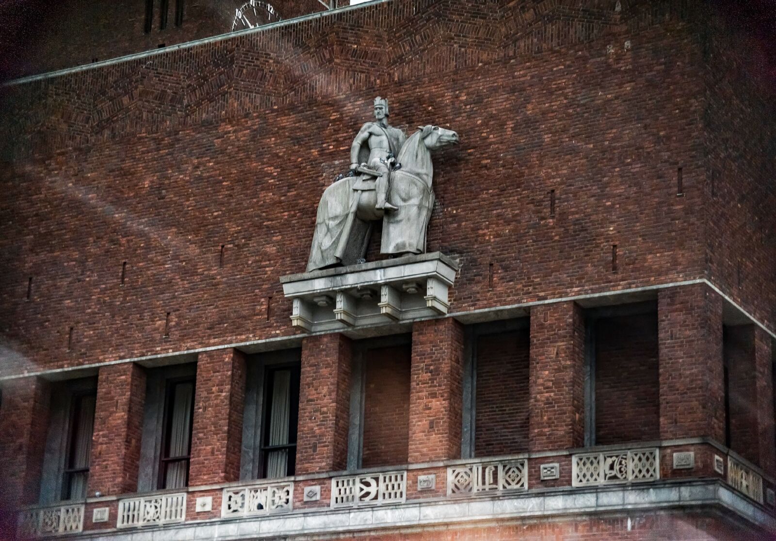 Nikon D700 sample photo. Finland, helsinki, century-old house photography