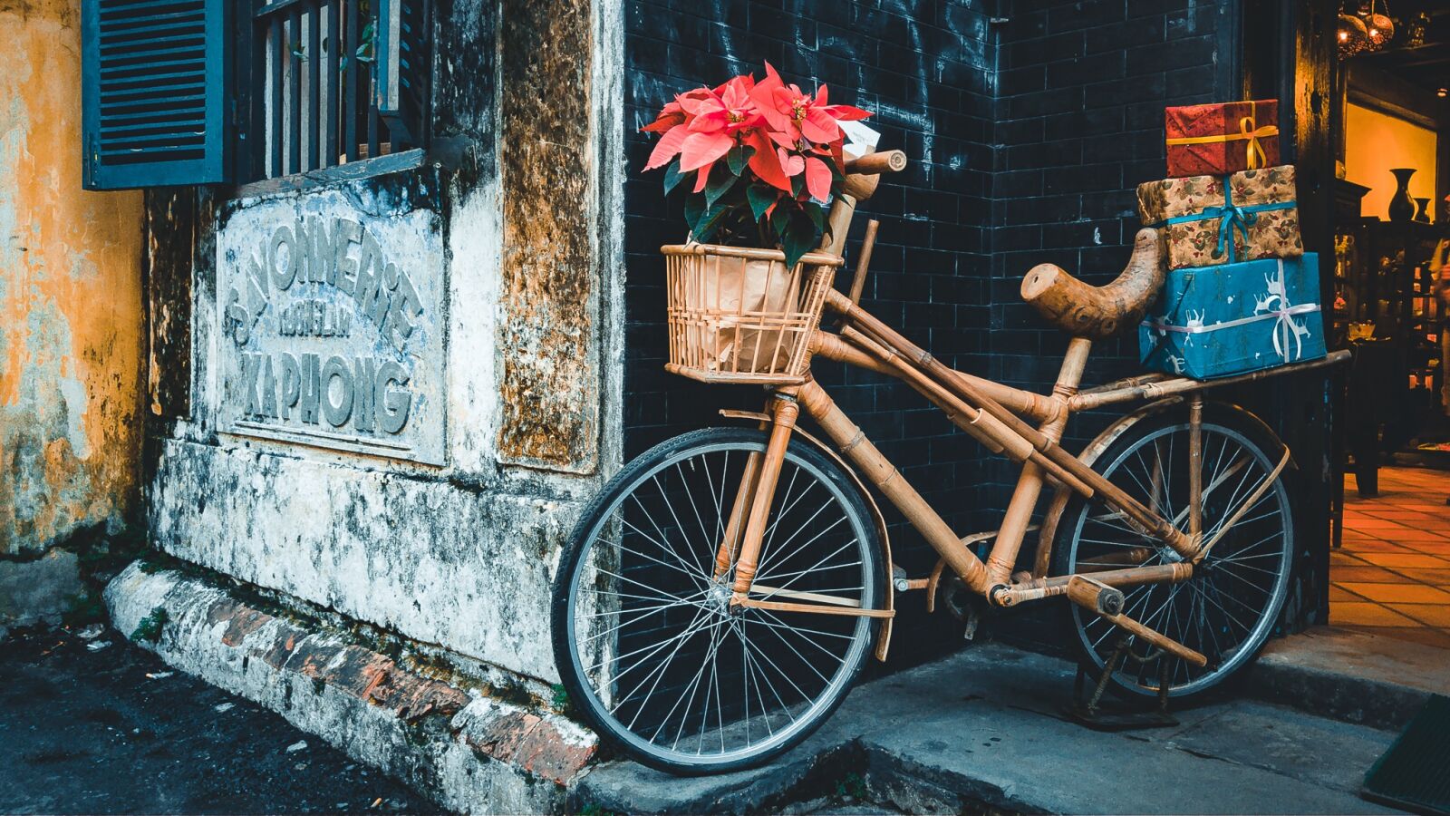 LG G4 sample photo. Transportation, bicycle, wood photography