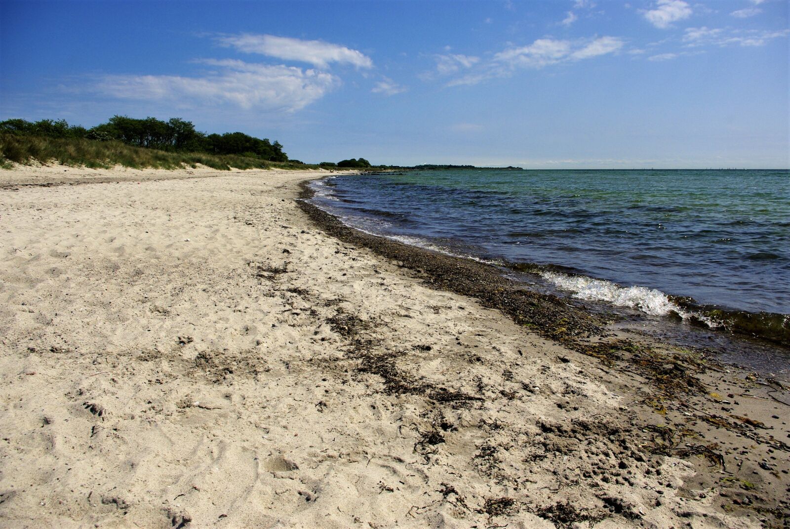 Pentax K-m (K2000) sample photo. Fehmarn, island, beach photography