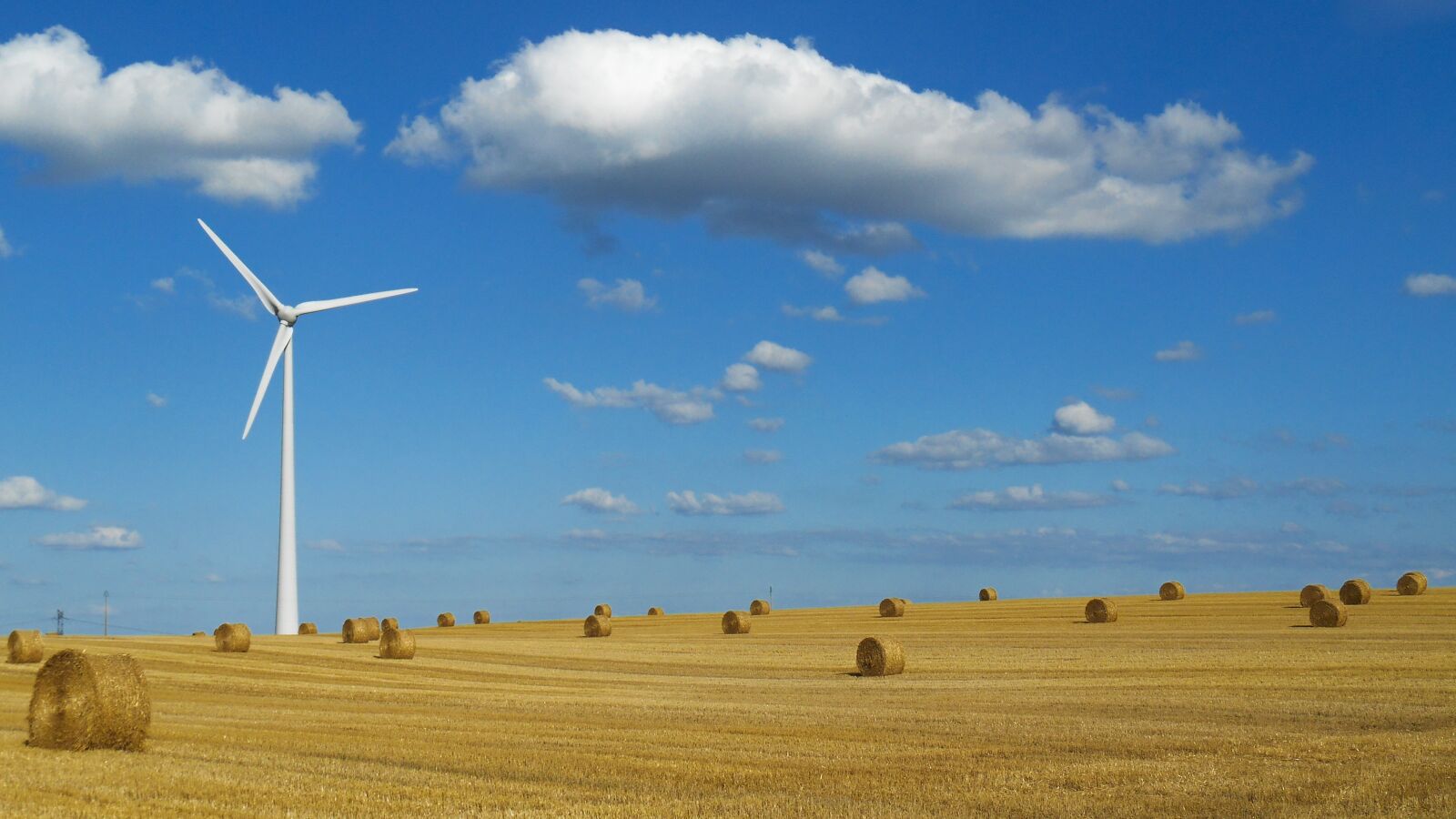 Nikon Coolpix S3500 sample photo. Landscape, wind turbine, sky photography