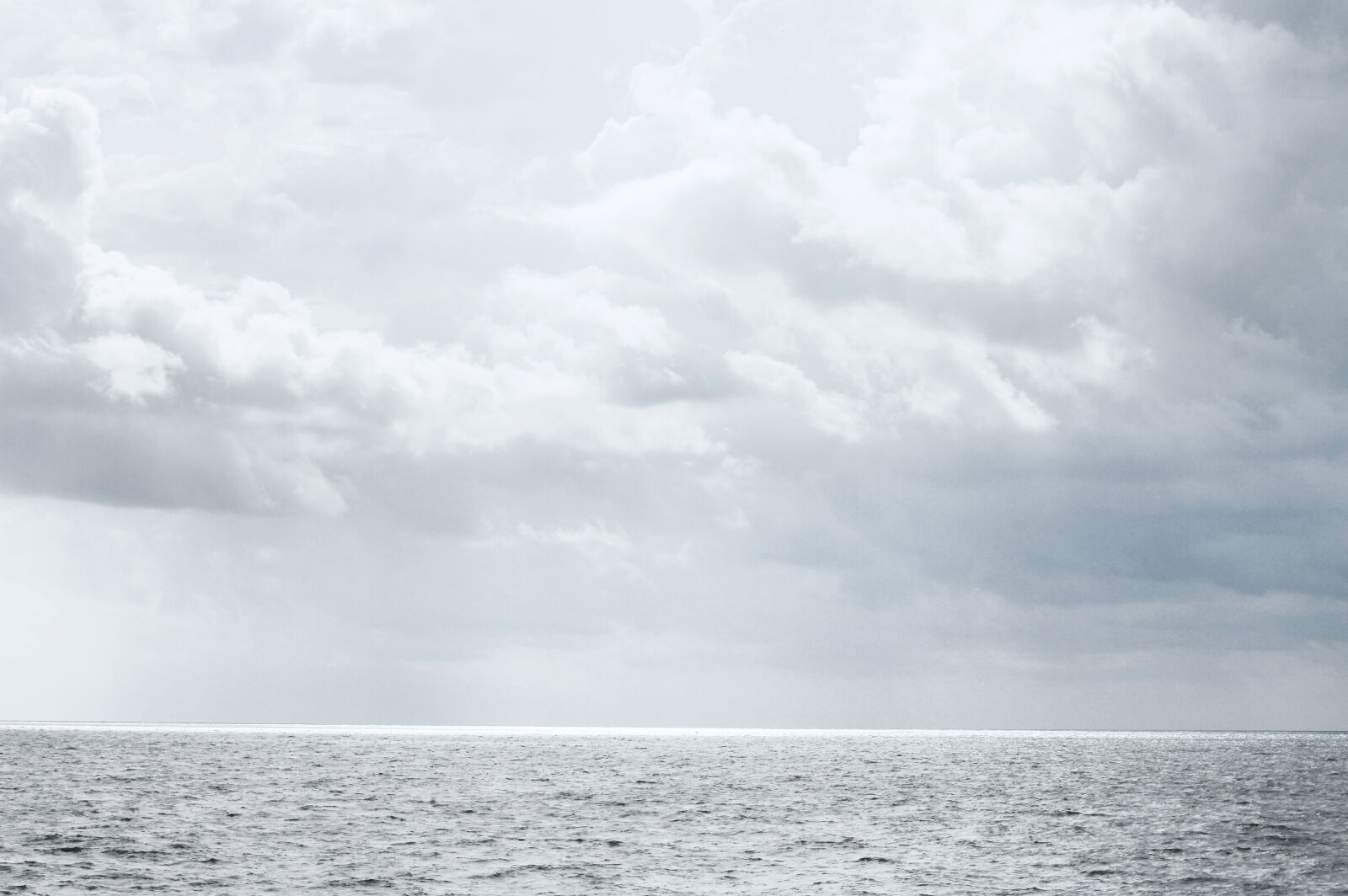 Canon EOS 7D + Canon EF 50mm F1.4 USM sample photo. Scenic, view, of, sea photography