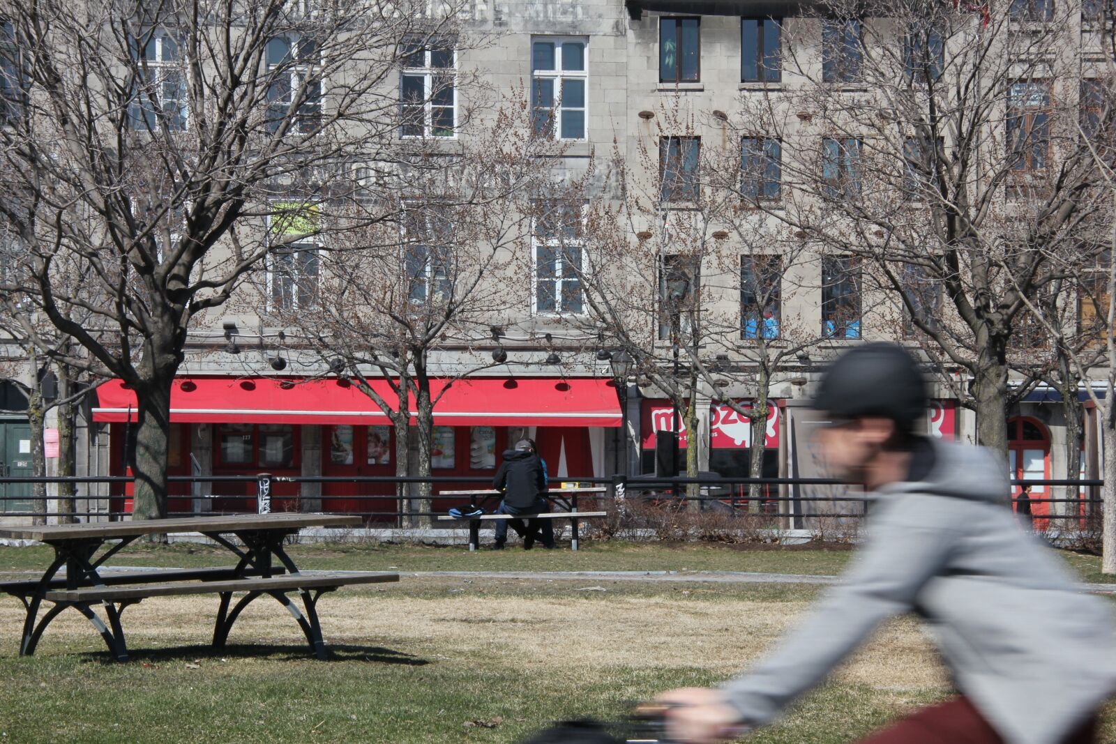Canon EOS 550D (EOS Rebel T2i / EOS Kiss X4) sample photo. Old port, montreal, spring photography