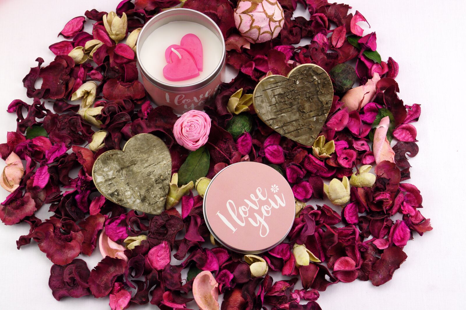 Sony ILCA-77M2 sample photo. Valentine's day, rose, love photography