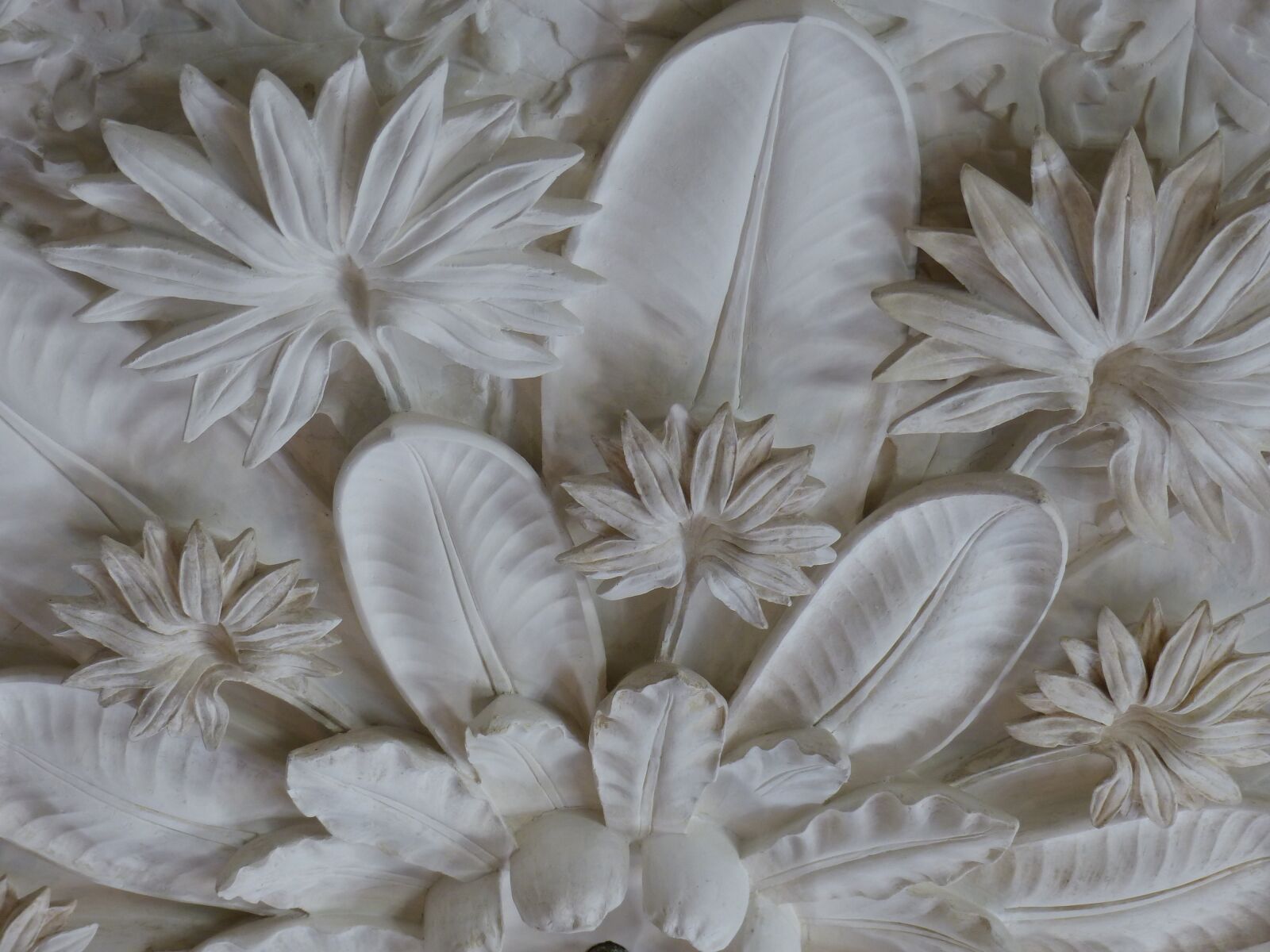 Panasonic Lumix DMC-FZ200 sample photo. Ornament, molding, decoration photography