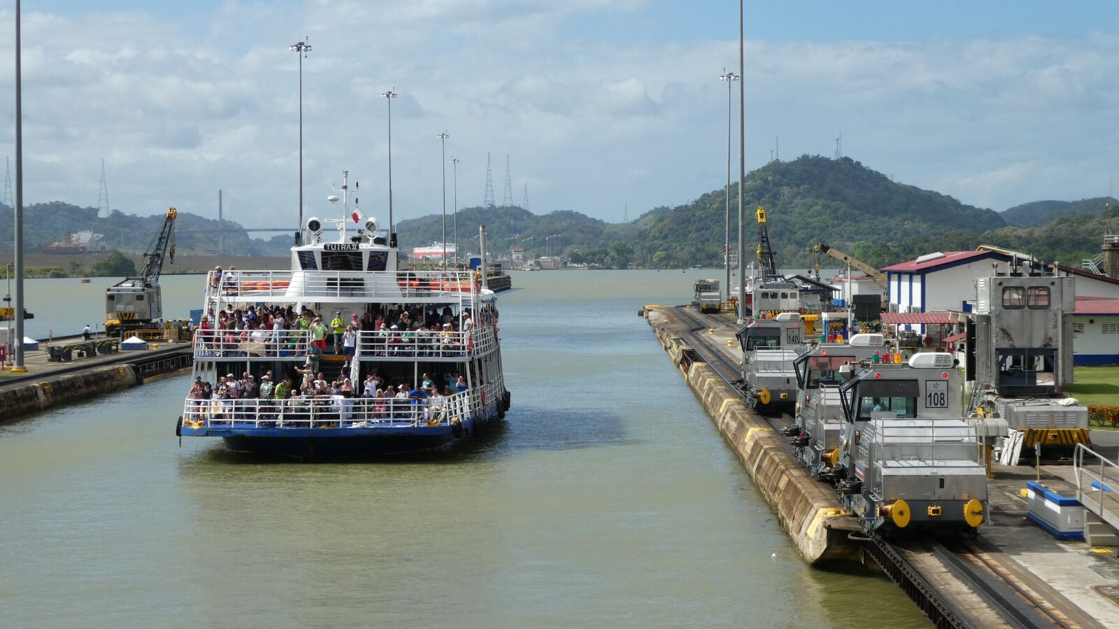 Panasonic DMC-TZ81 sample photo. Panama, panama canal, caribbean photography