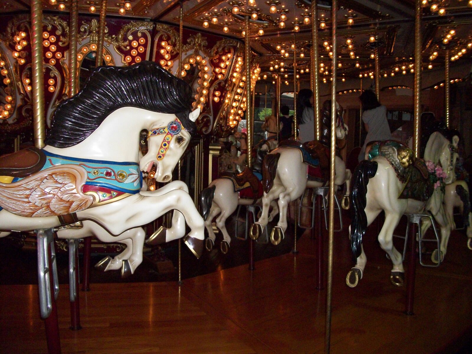 Kodak EASYSHARE C182 DIGITAL CAMERA sample photo. Merry-go-round, carousel, horse photography
