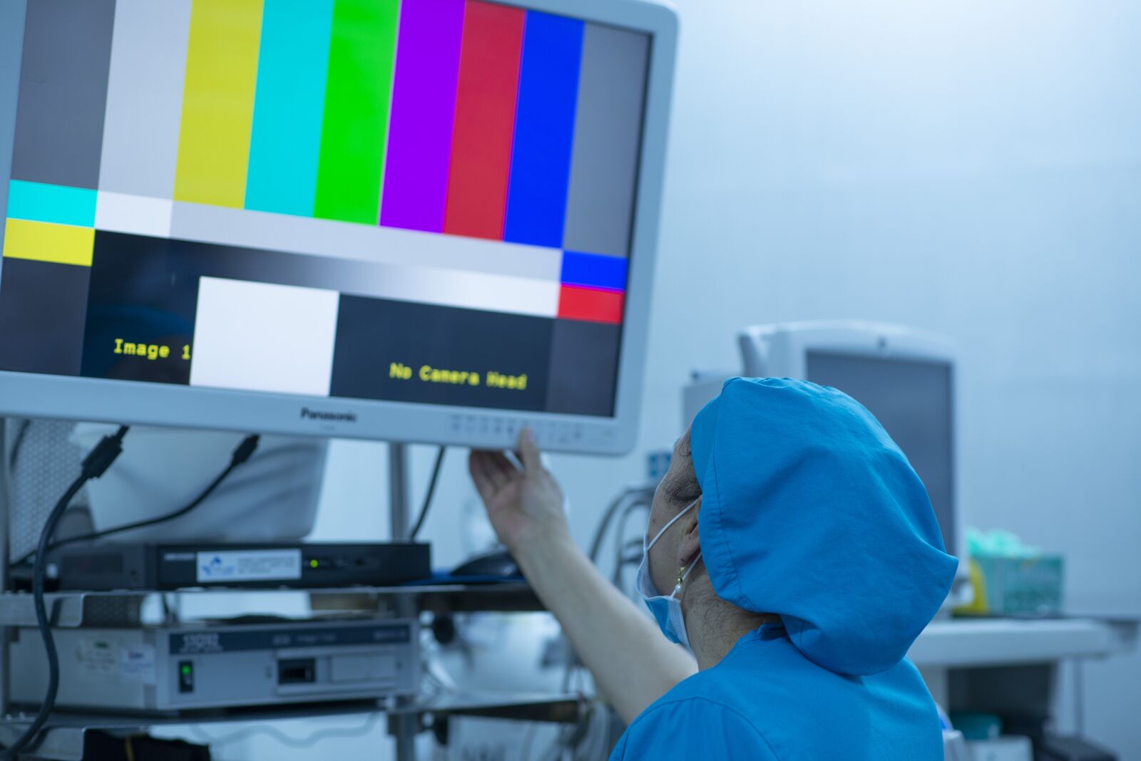 Nikon D600 sample photo. Hand, screen operating room photography