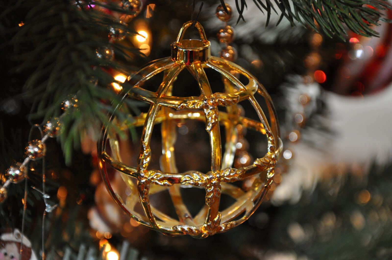 Nikon D90 sample photo. Ornament, christmas, christmas ornaments photography