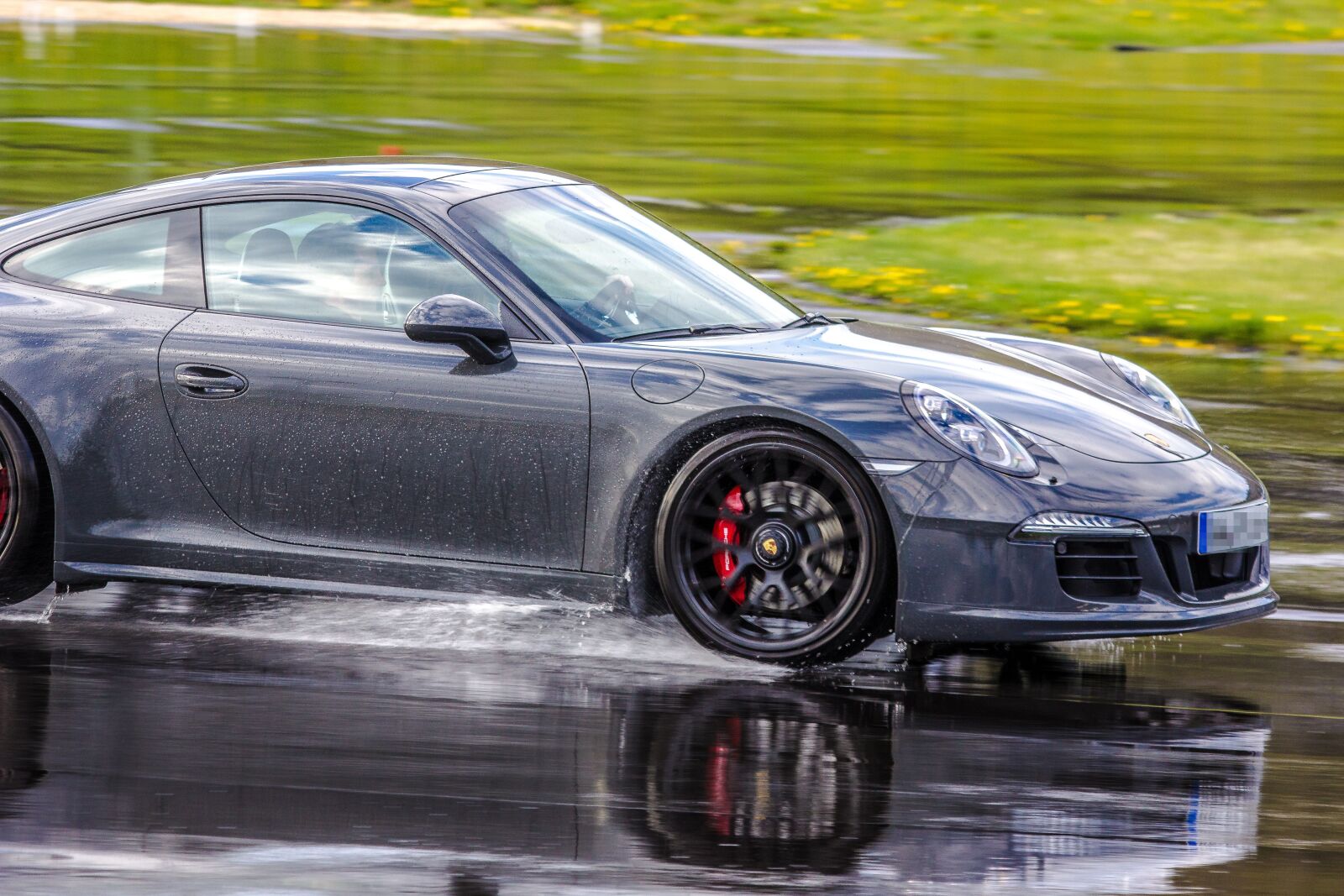 Canon EF 70-300mm F4-5.6 IS USM sample photo. Porsche, nürburgring, drift photography