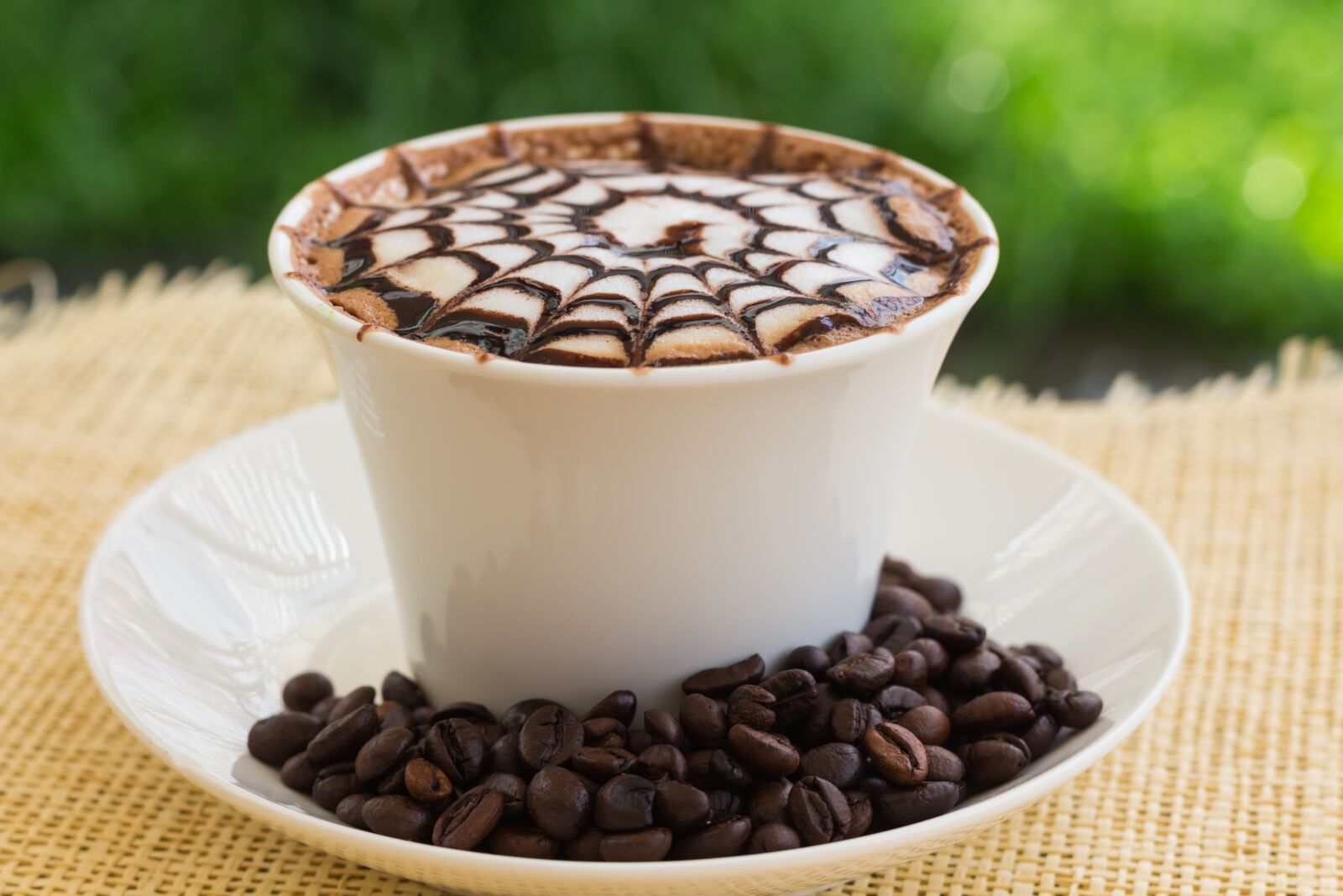 Canon EOS 700D (EOS Rebel T5i / EOS Kiss X7i) + Canon EF 50mm F1.8 STM sample photo. Beverage, in the morning photography