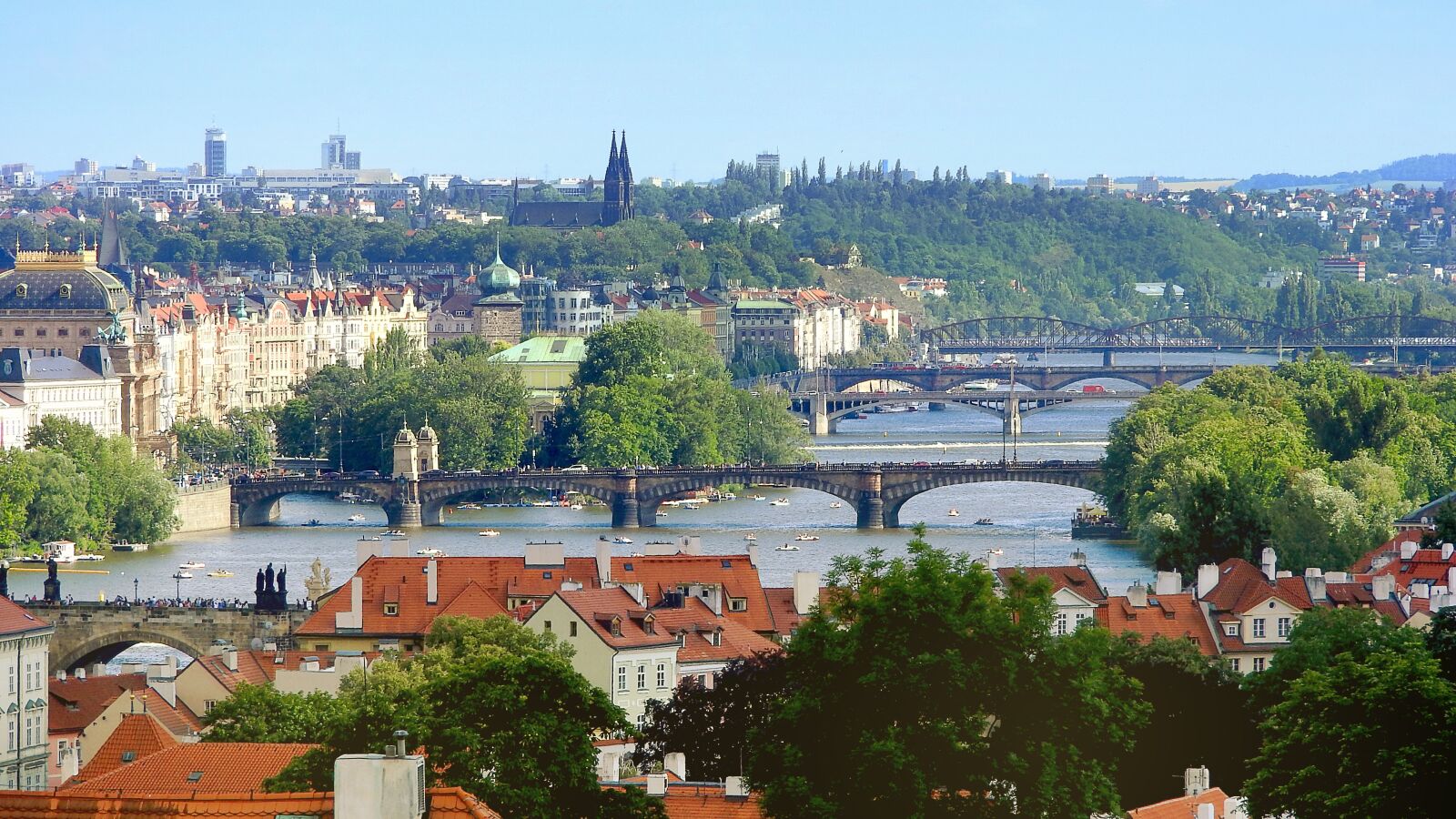 Nikon Coolpix P610 sample photo. Prague bridges, bridge, vltava photography