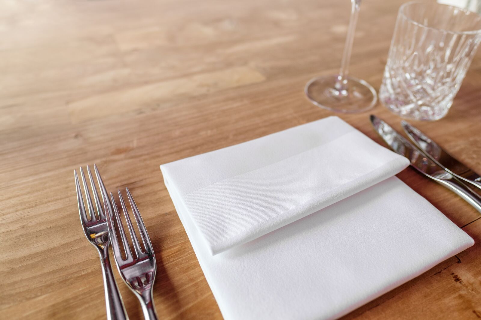 Fujifilm X-T2 + Fujifilm XF 16mm F1.4 R WR sample photo. Cutlery, fork, knife photography