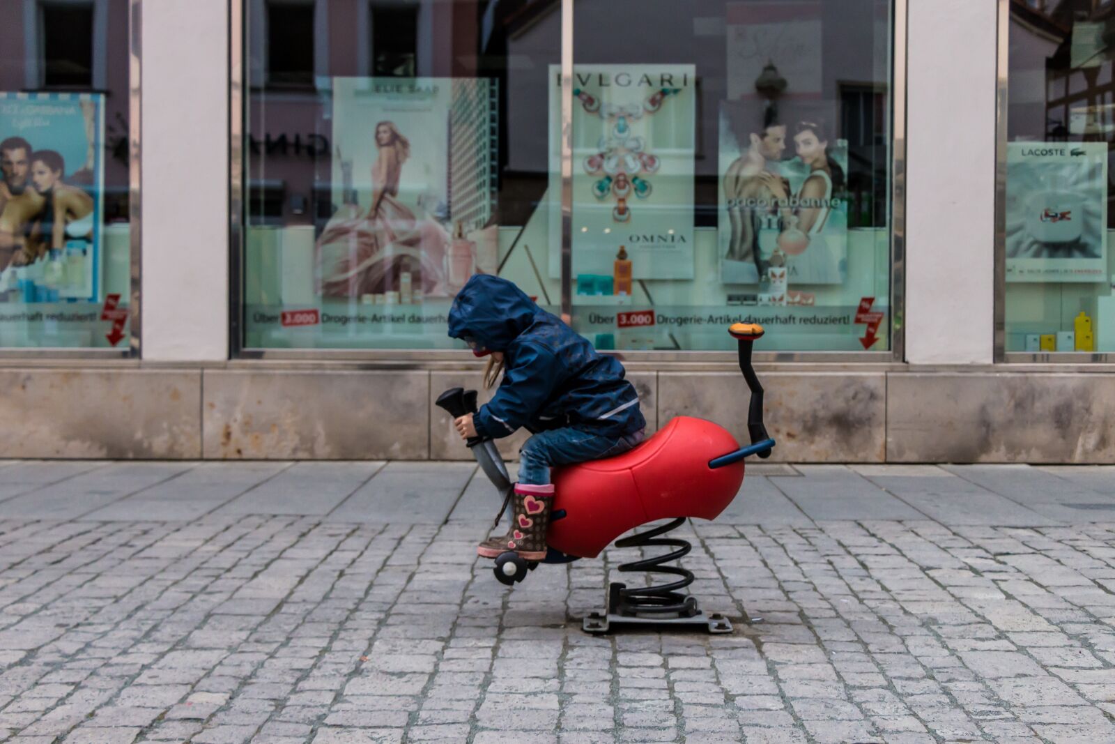 Canon EOS 70D sample photo. Children playing, agile, alone photography