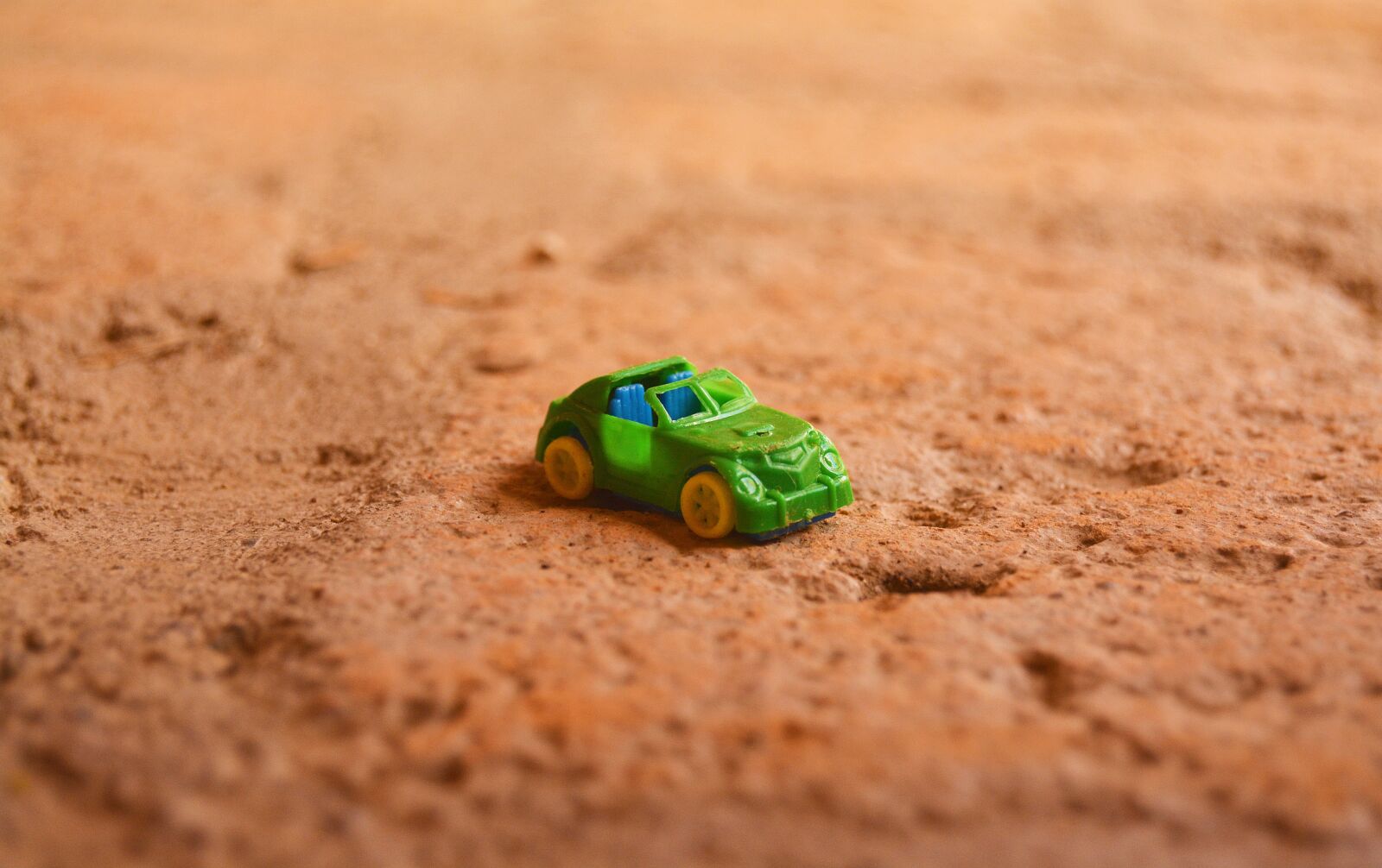 Nikon D5200 sample photo. Car, toy, fun photography