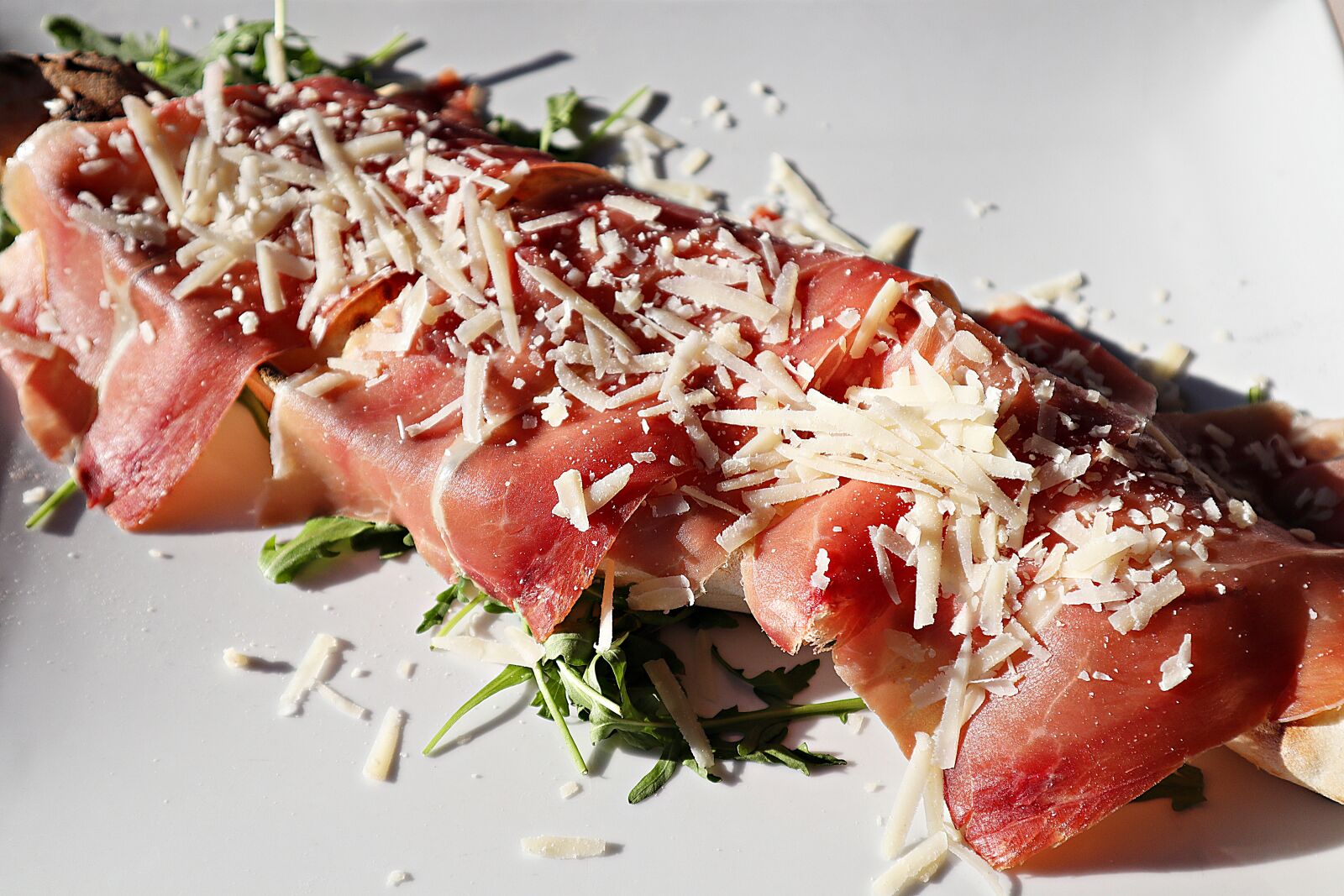 Canon EF-M 15-45mm F3.5-6.3 IS STM sample photo. Pizza, italy, vacations photography