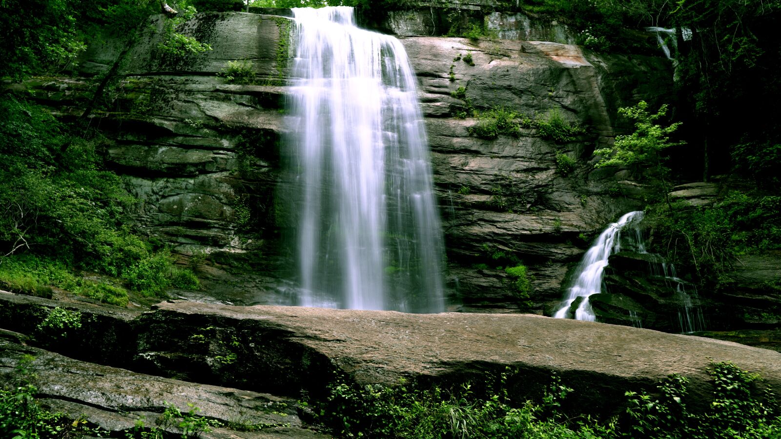 Sony a6500 sample photo. Nature, waterfall, stream photography