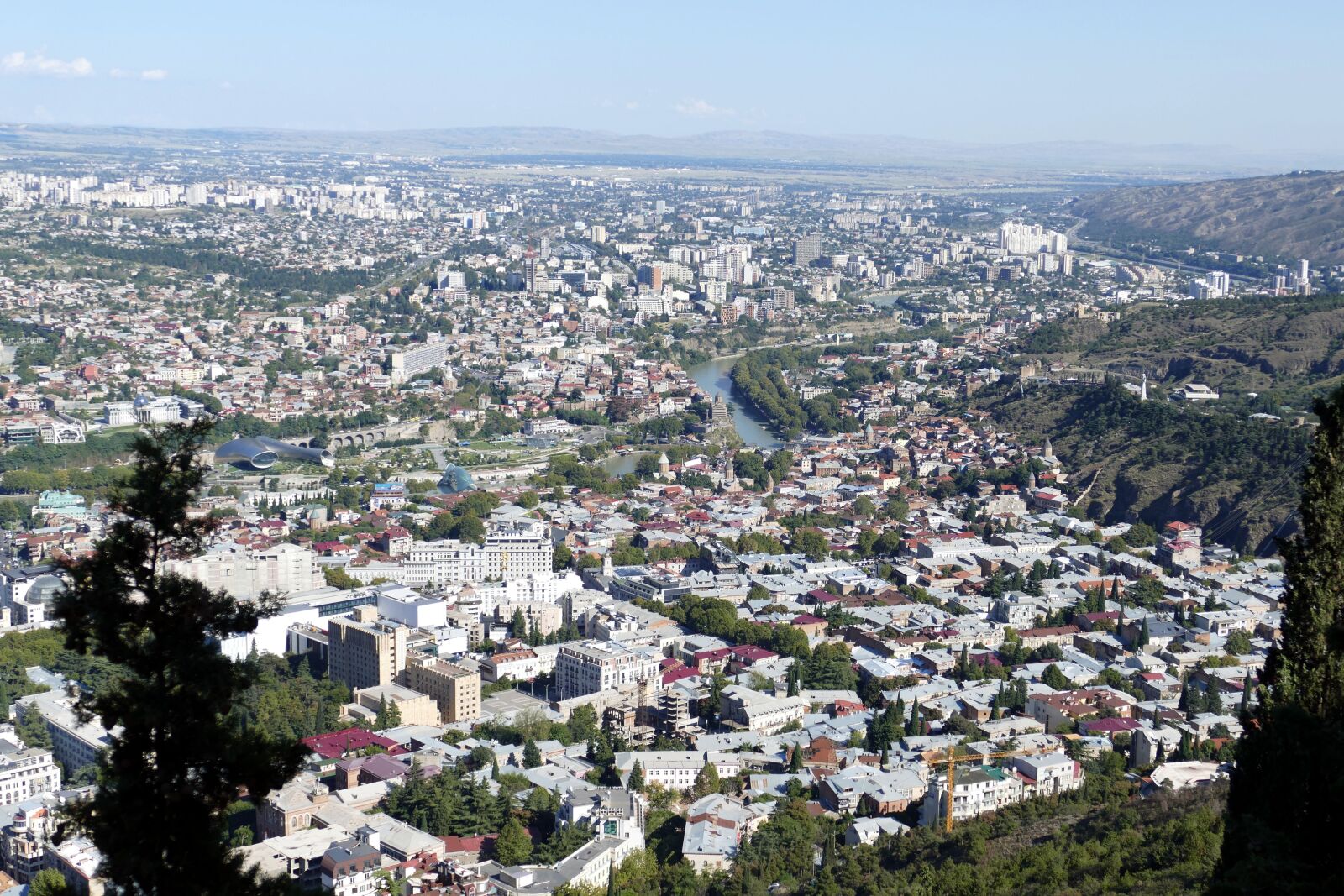 Panasonic Lumix DMC-FZ1000 sample photo. Georgia, tbilisi, capital photography