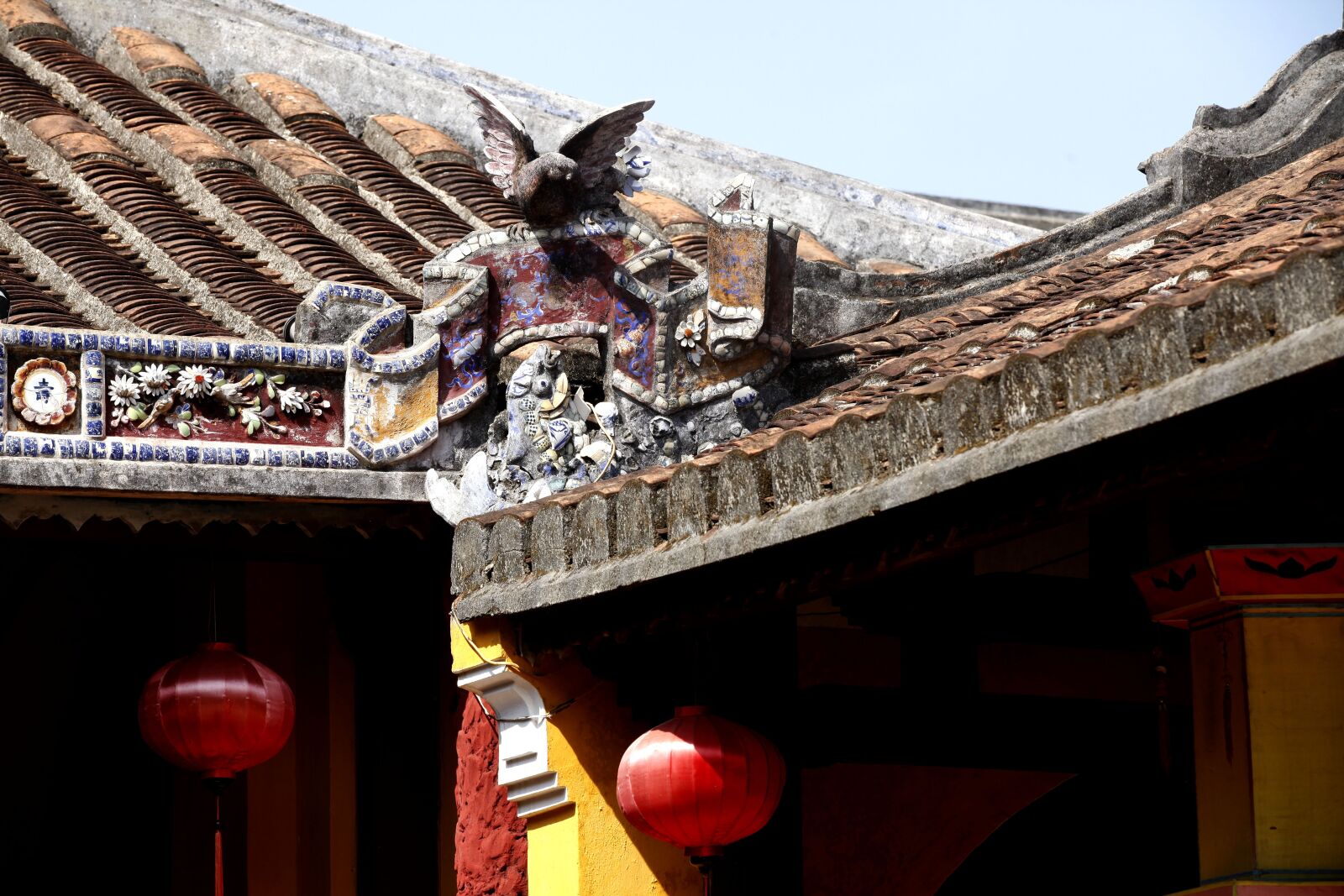 Canon EOS 5D Mark II sample photo. Vietnam temple, hoian, unesco photography