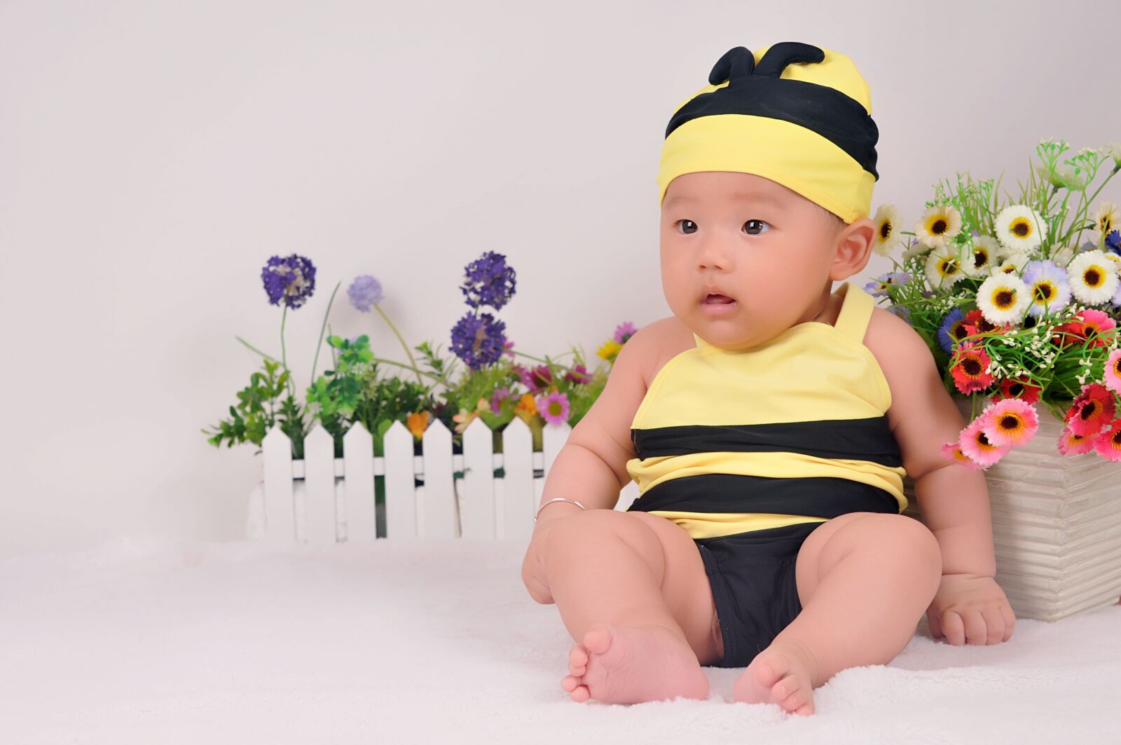 Nikon D300 sample photo. Baby, mother-to-child, kids photography