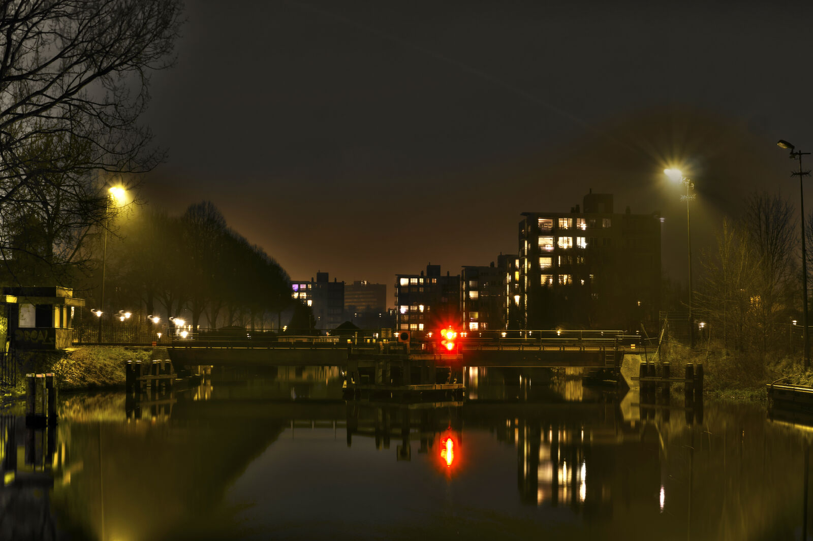 Sony SLT-A58 + Sony DT 35mm F1.8 SAM sample photo. City, water, photography, canal photography