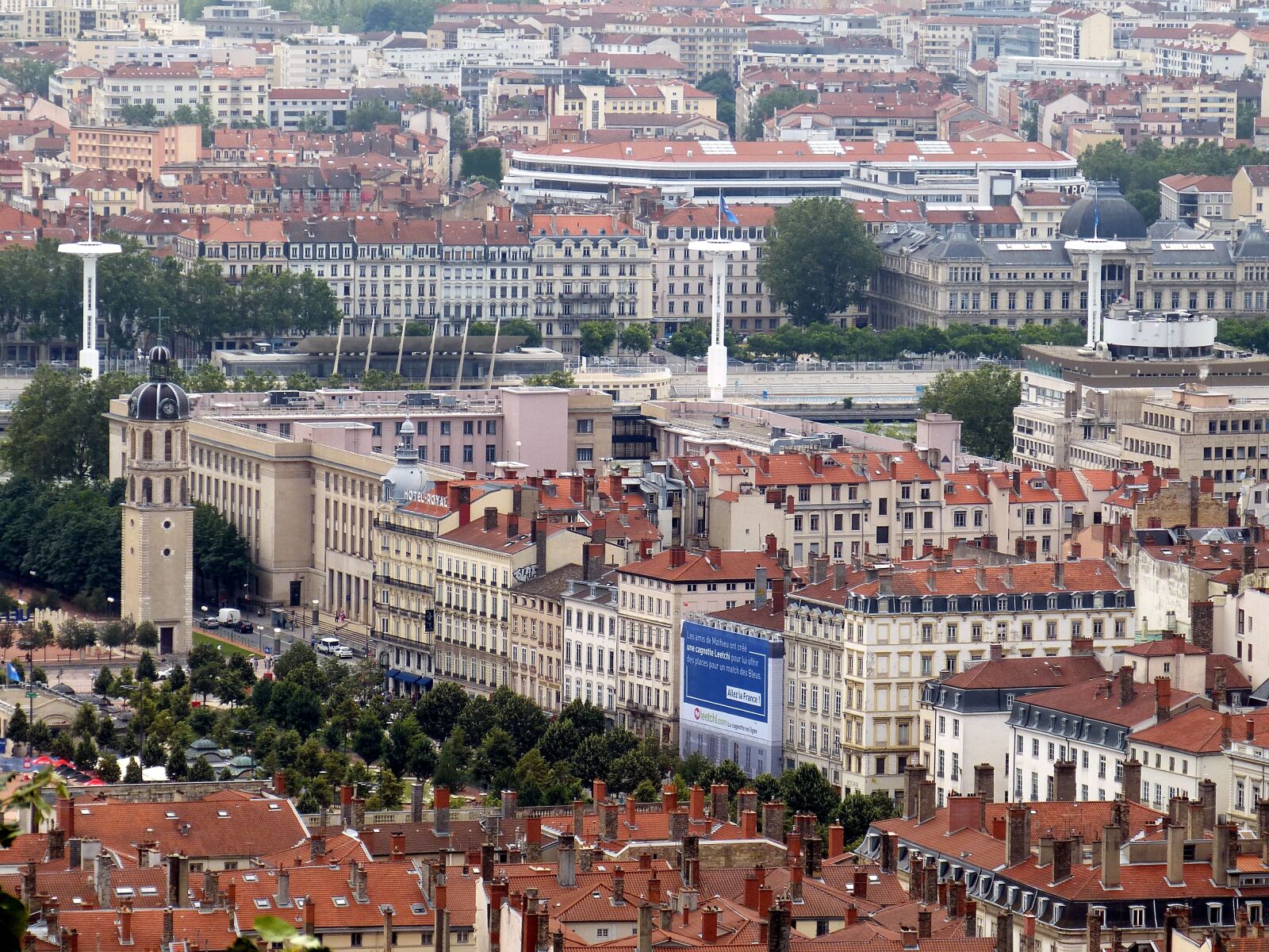 Panasonic Lumix DMC-FZ150 sample photo. Lyon, france, historic center photography