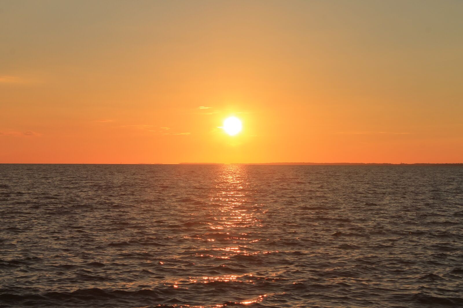 Canon EOS 1100D (EOS Rebel T3 / EOS Kiss X50) sample photo. Baltic sea, sea, sunset photography