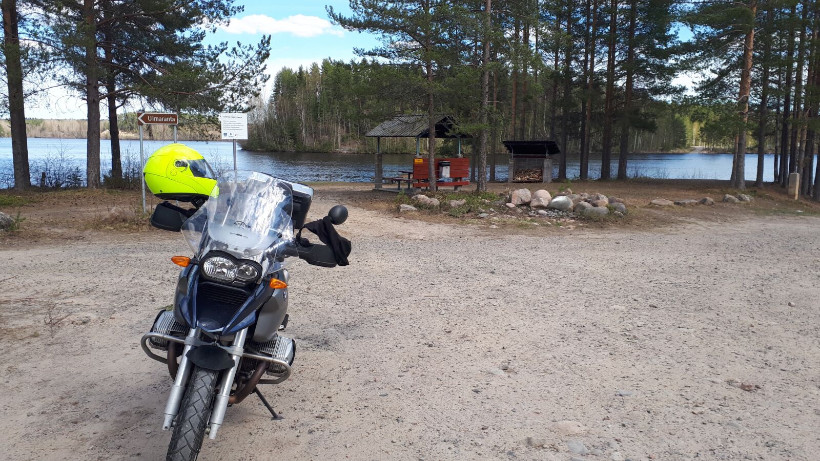 Samsung Galaxy A5(2017) sample photo. Bmw, 1200gs, lake photography