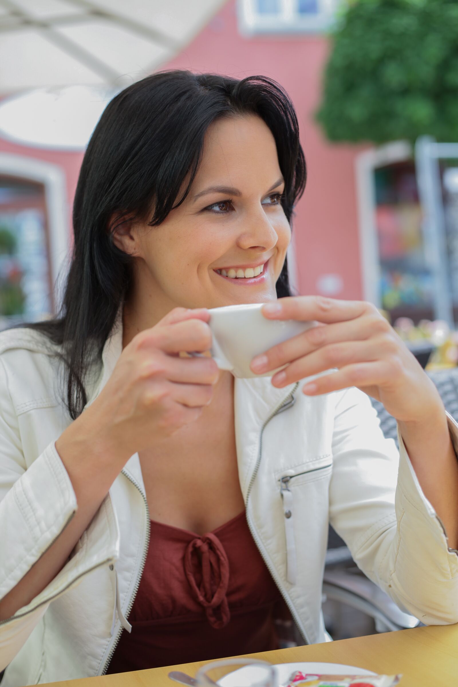 Canon EOS 5D Mark II sample photo. Pretty woman, coffee, enjoy photography