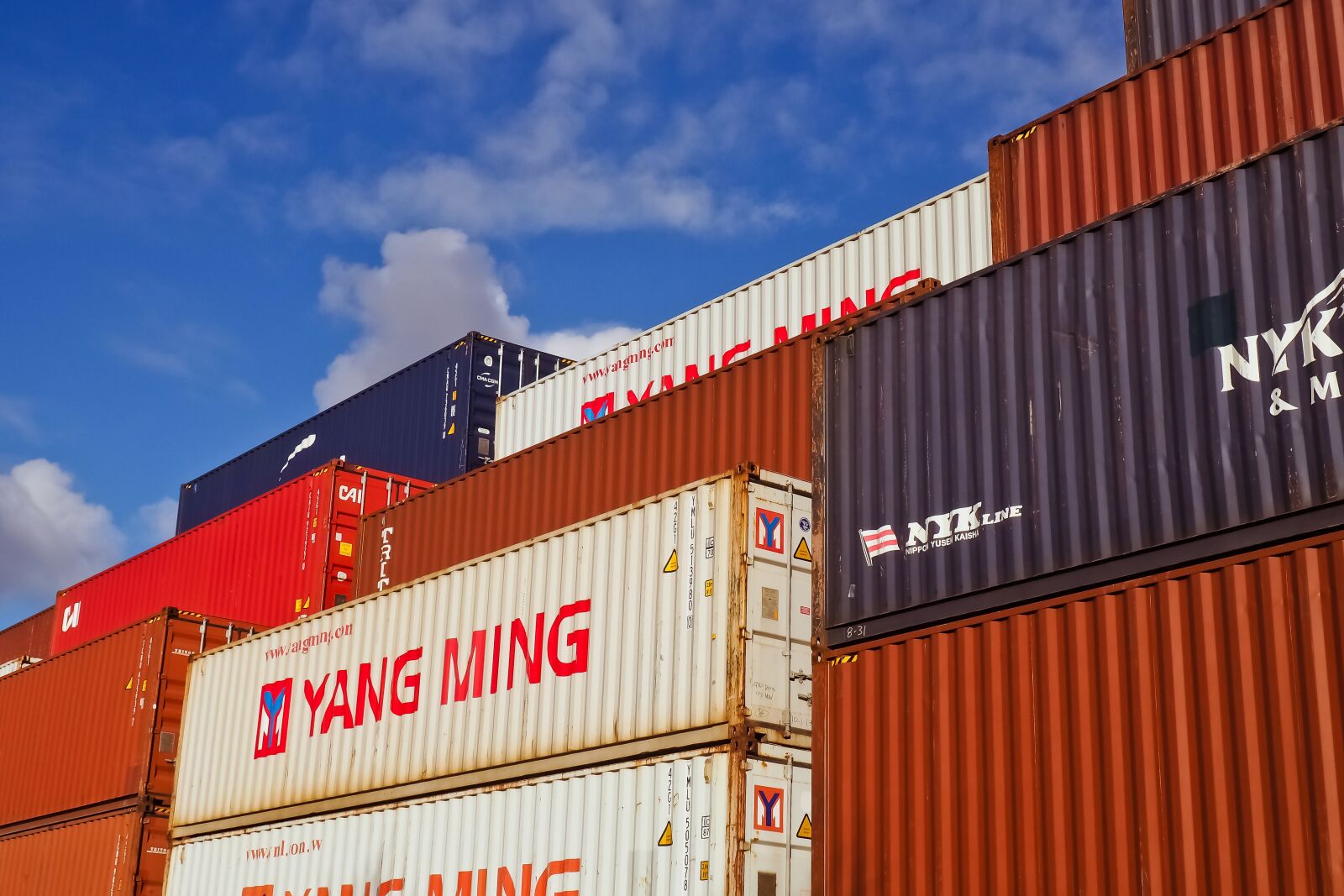 Olympus OM-D E-M10 sample photo. Container, container port, port photography
