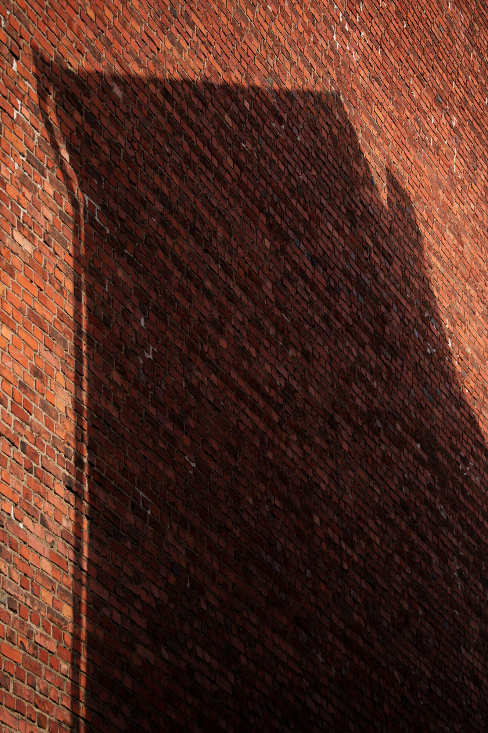 Tamron 50-300mm F4.5-6.3 Di III VC VXD sample photo. Shadow building wall photography
