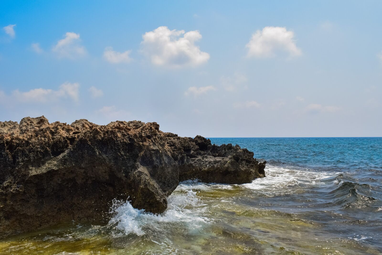 Nikon D3300 sample photo. Rocky coast, wave, sea photography
