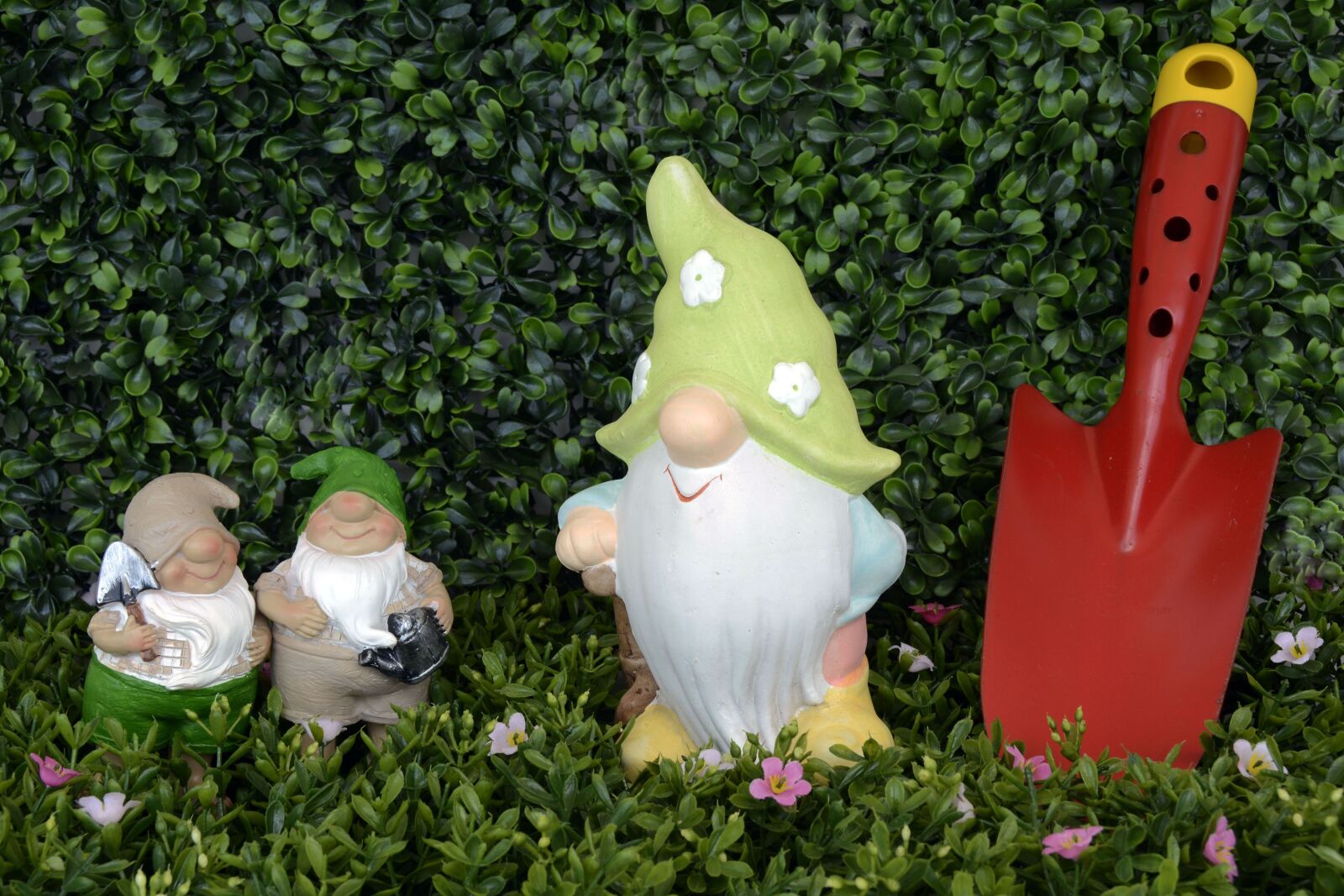 Nikon D7100 sample photo. Garden gnome, dwarf, figure photography