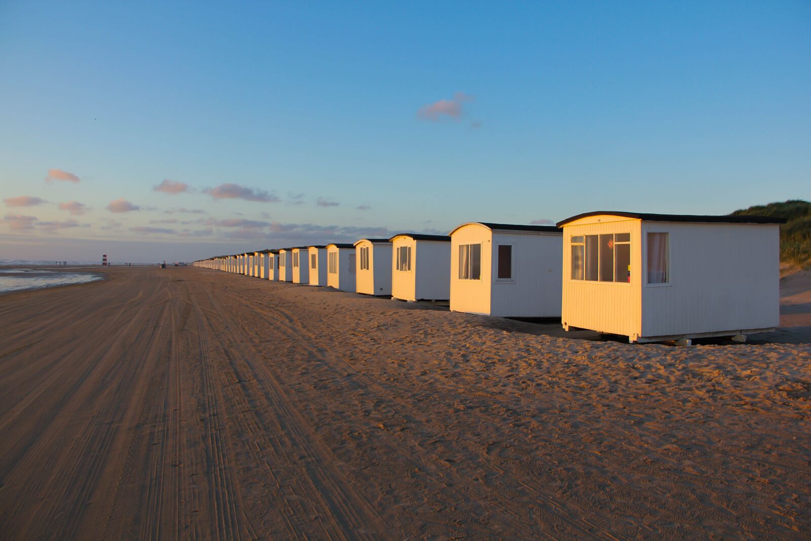 Canon EOS 60D sample photo. Beach, beach house, summer photography