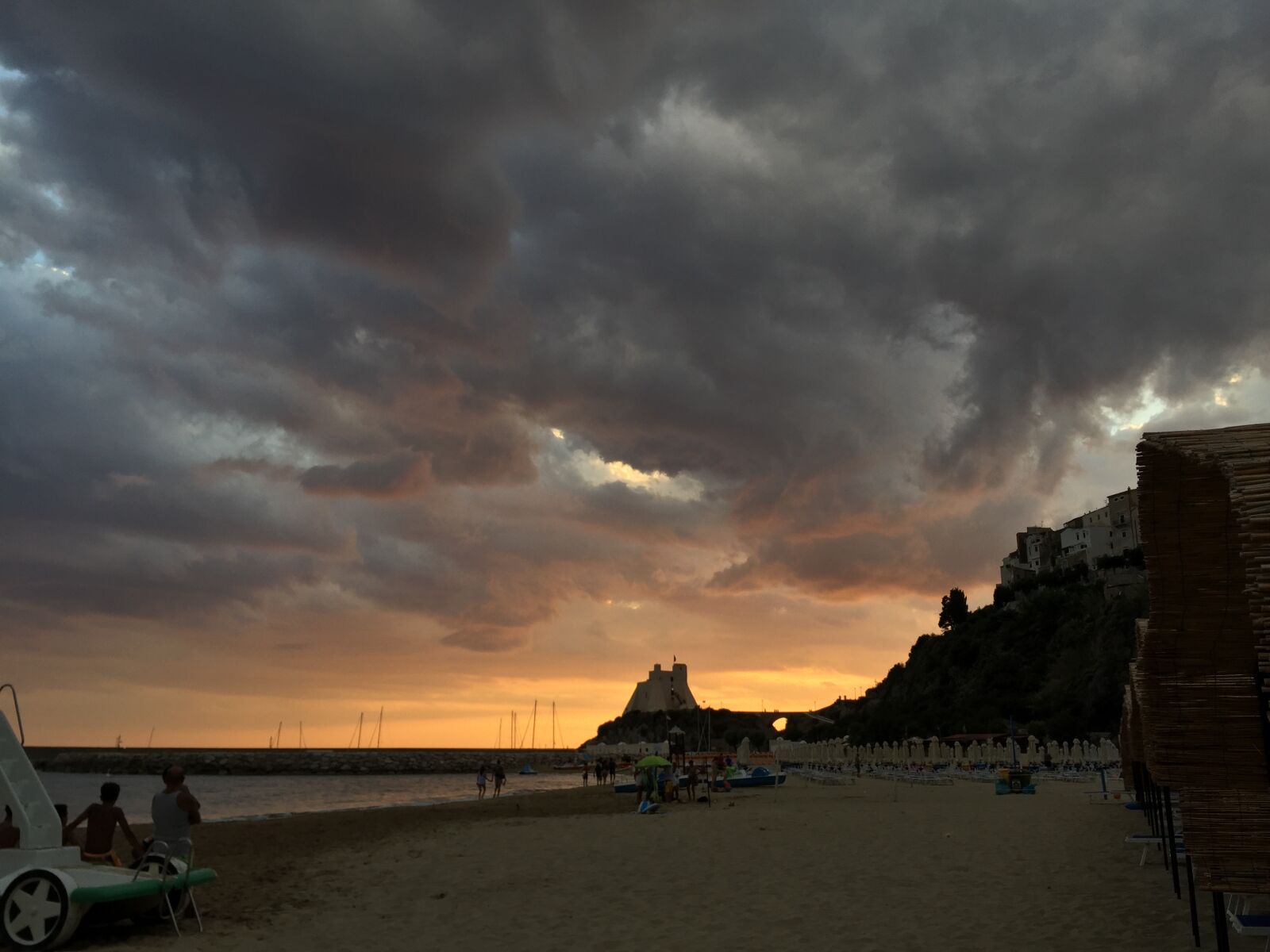 iPhone 6 back camera 4.15mm f/2.2 sample photo. Torre, sperlonga, italy photography