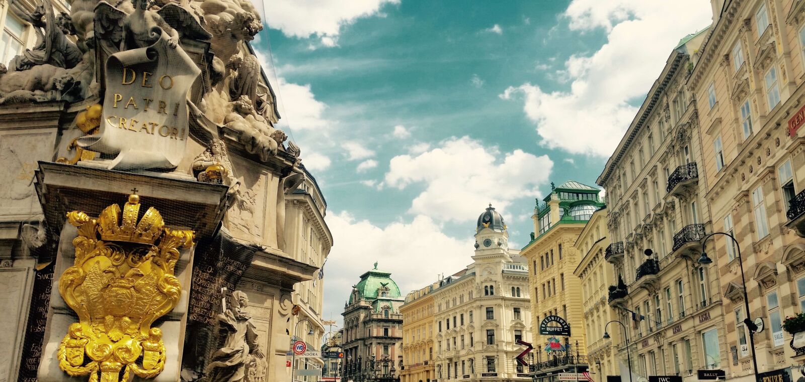 Samsung Galaxy S5 sample photo. Austria, building, classic photography