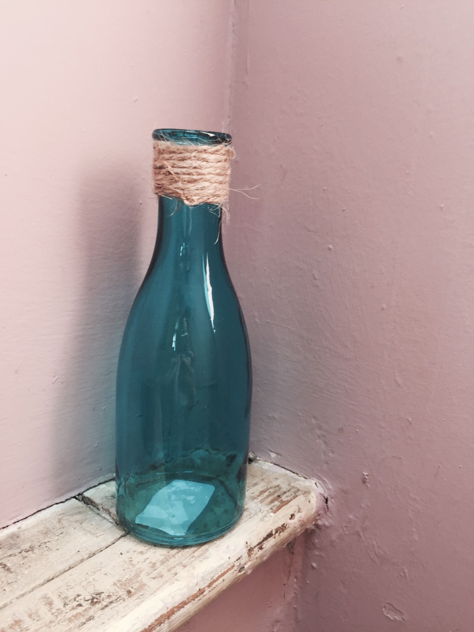 Apple iPhone 6 sample photo. Wall, bottle, blue photography