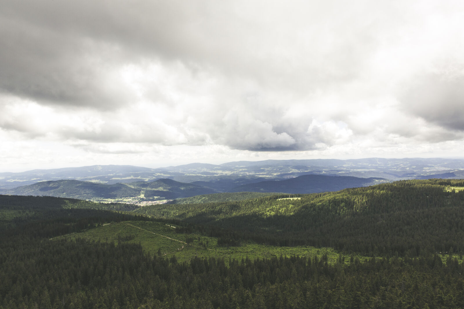Canon EF 24-70mm F2.8L II USM sample photo. Landscape, mountains, cloudy, forest photography