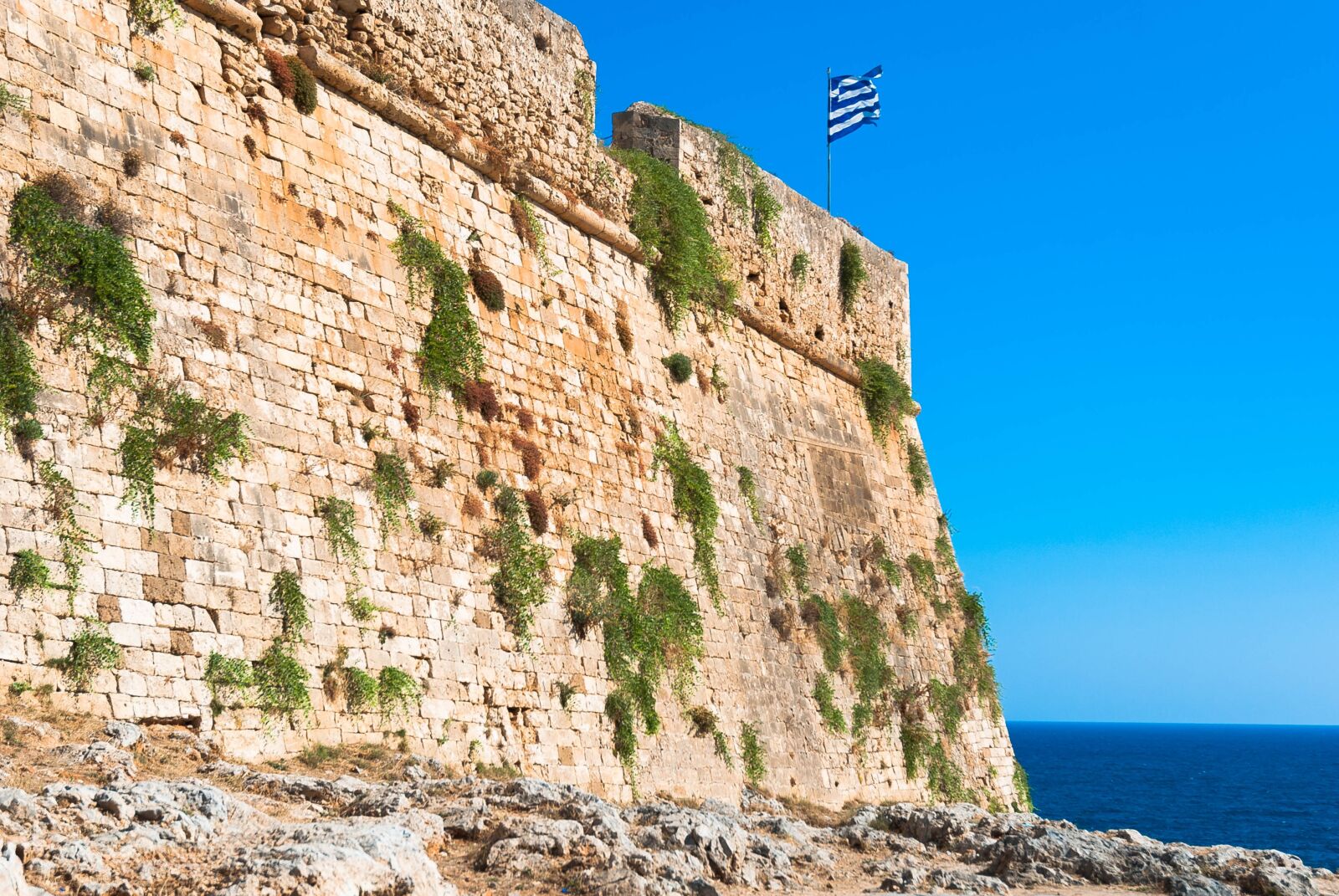 Nikon D80 sample photo. Crete, rethymno, sea photography