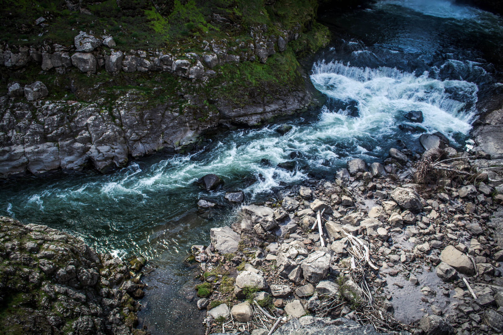 Nikon D5200 sample photo. Cascade, environment, flow, landscape photography