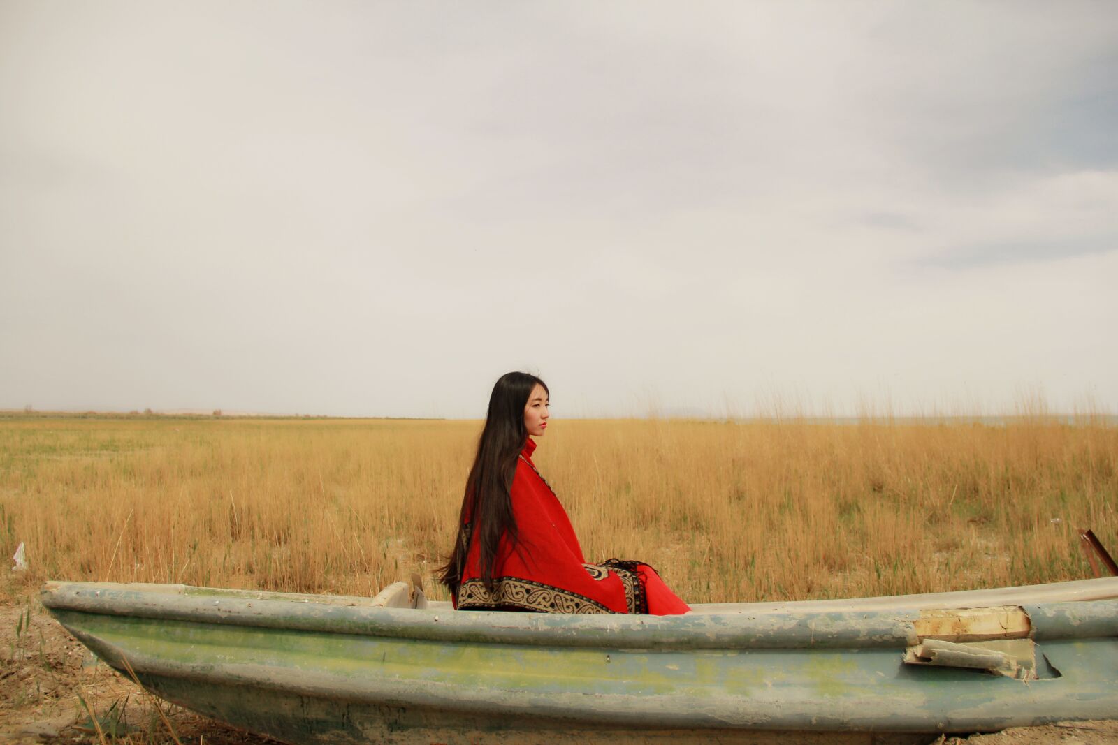 Canon EF-S 18-135mm F3.5-5.6 IS sample photo. Girls, ship, the scenery photography