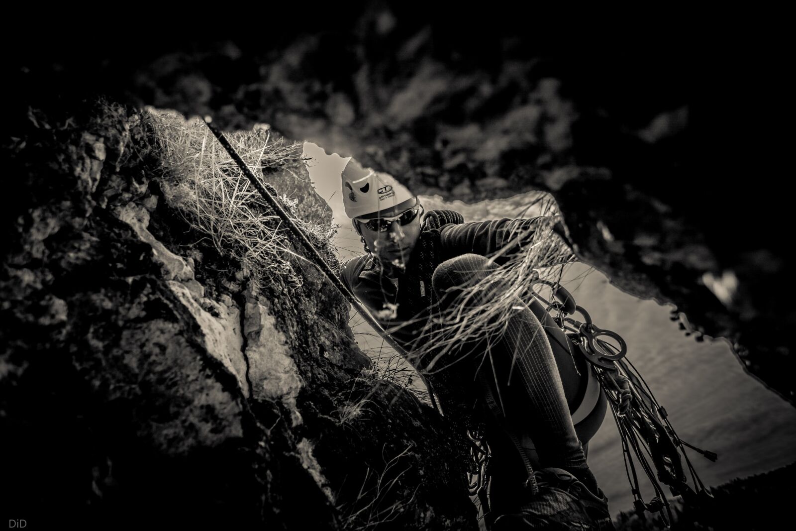 Nikon D7100 sample photo. Rock climber, climber, upright photography