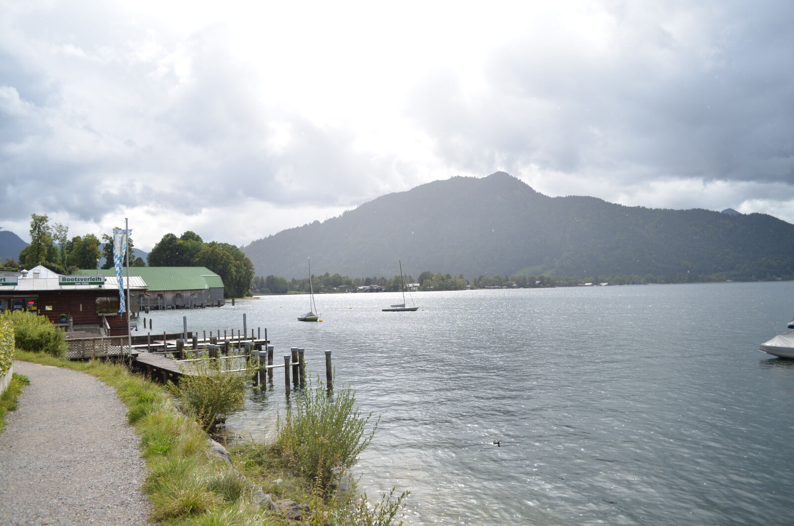 Nikon D5100 sample photo. Boat, clouds, cloudy, sky photography