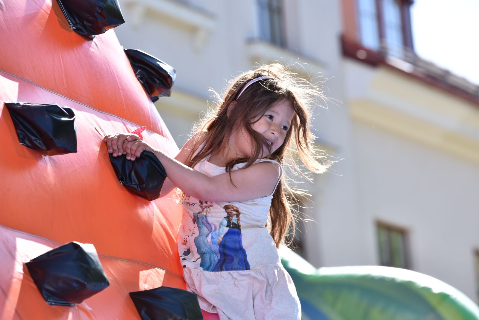 Nikon D810 sample photo. Jumping castle, children, climbs photography
