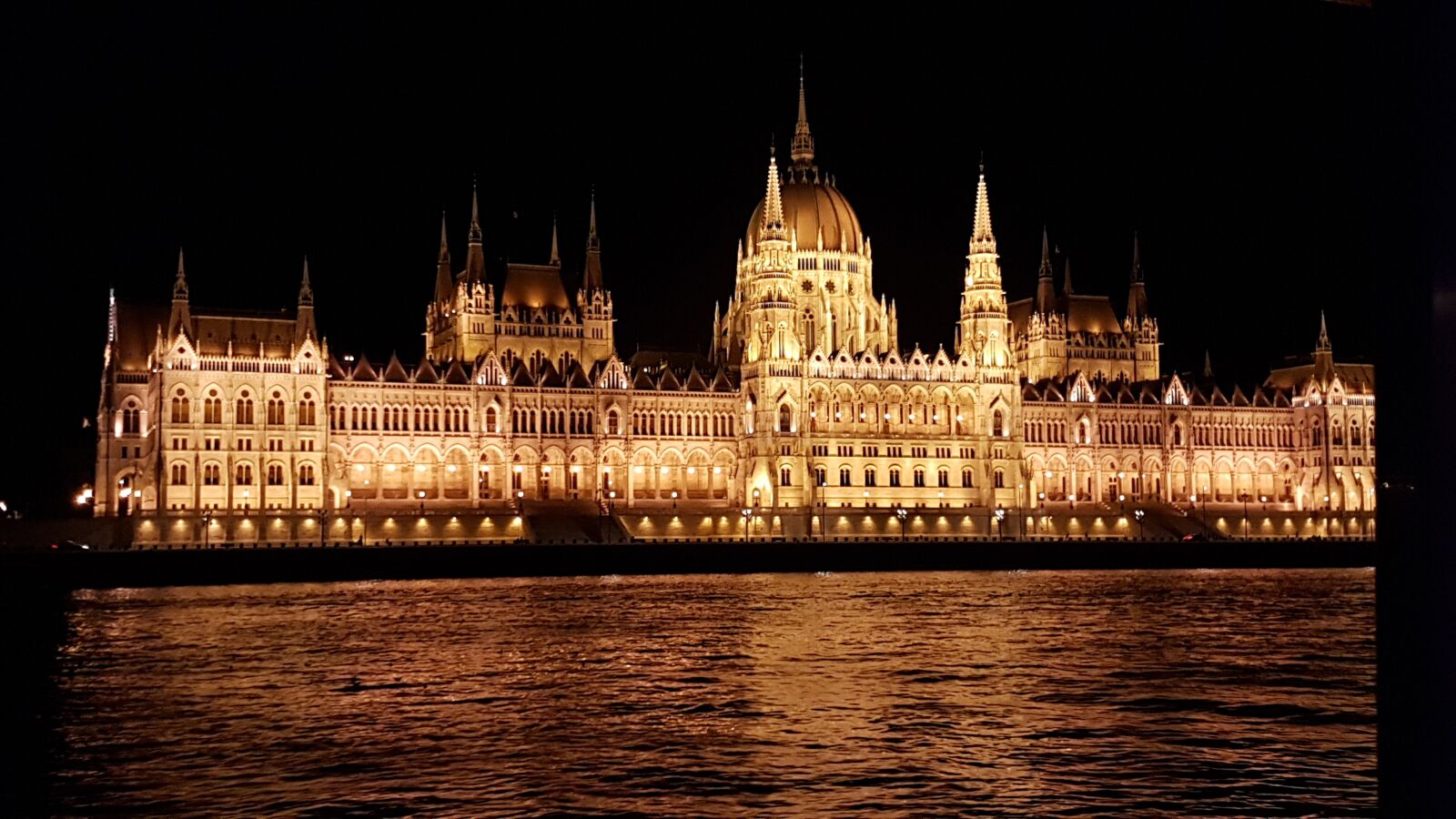 Samsung Galaxy S7 sample photo. Imperial capitals, budapest, parliament photography